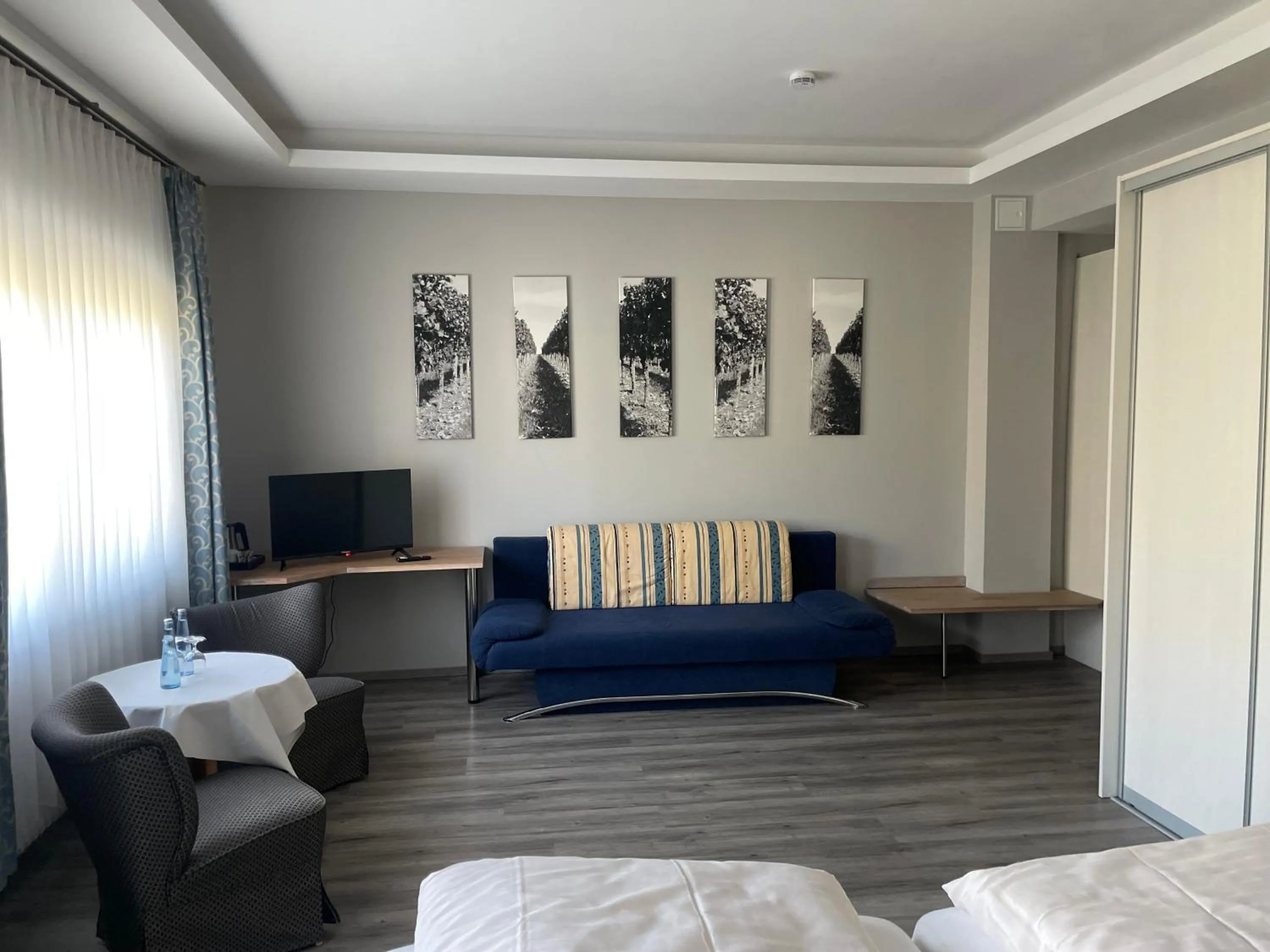 Photo of the whole room, Bed in Hotel Markgräfler Hof