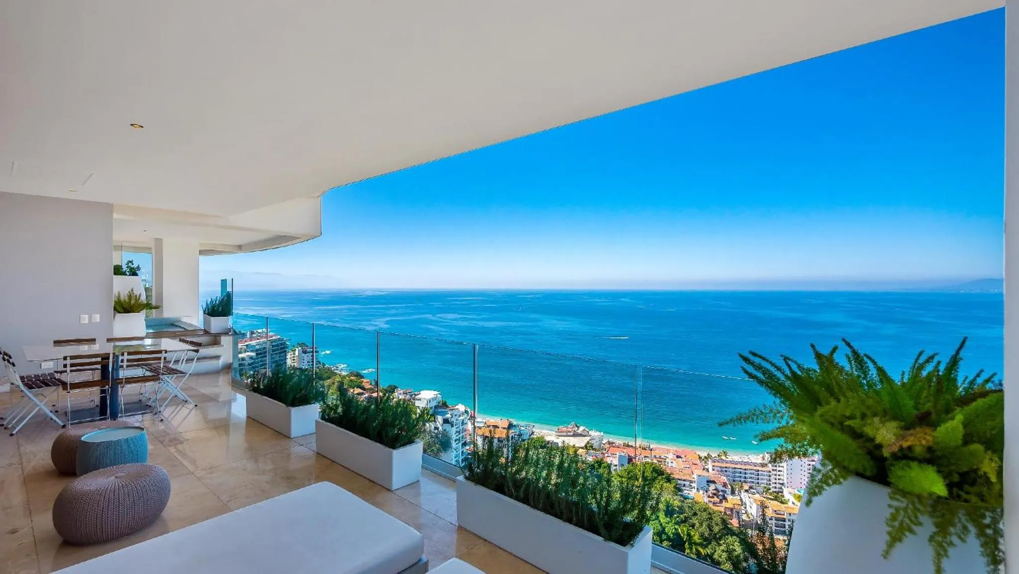 Balcony/Terrace in AVALON - 1002 Amapas Bay Bliss with Private Pool