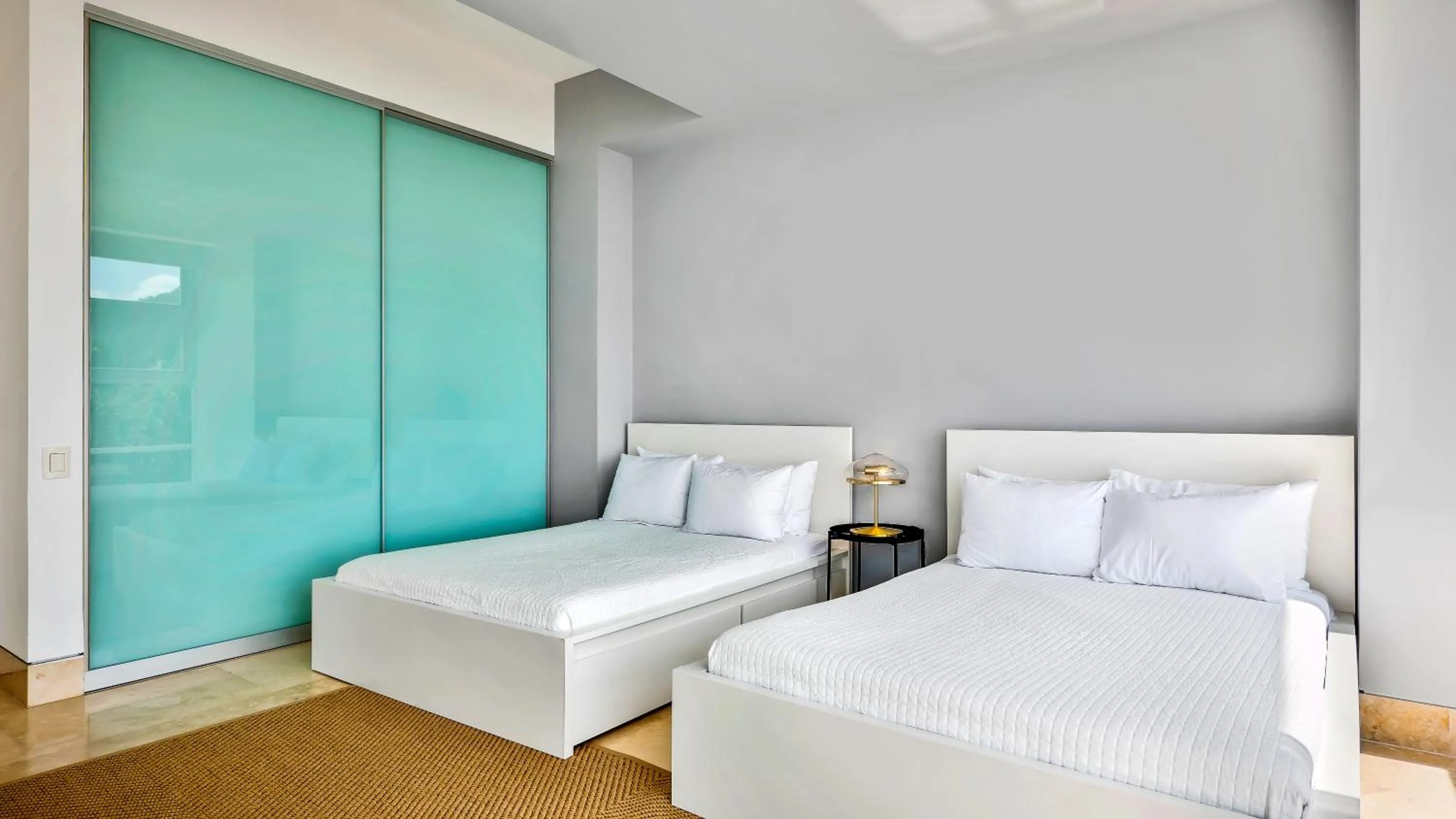 Bedroom, Bed in Avalon - 801 Top Sky Bar Pool 3 BR in Amapas