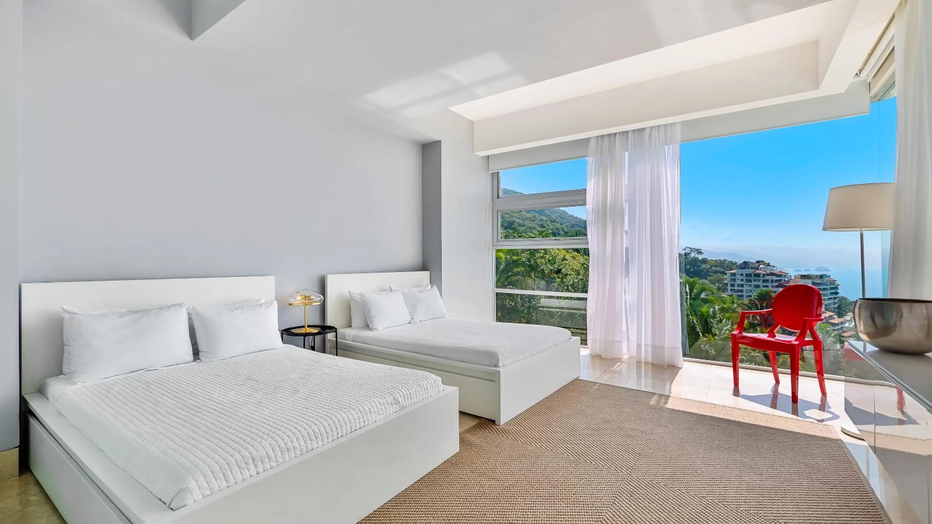 Bedroom, Bed in Avalon - 801 Top Sky Bar Pool 3 BR in Amapas