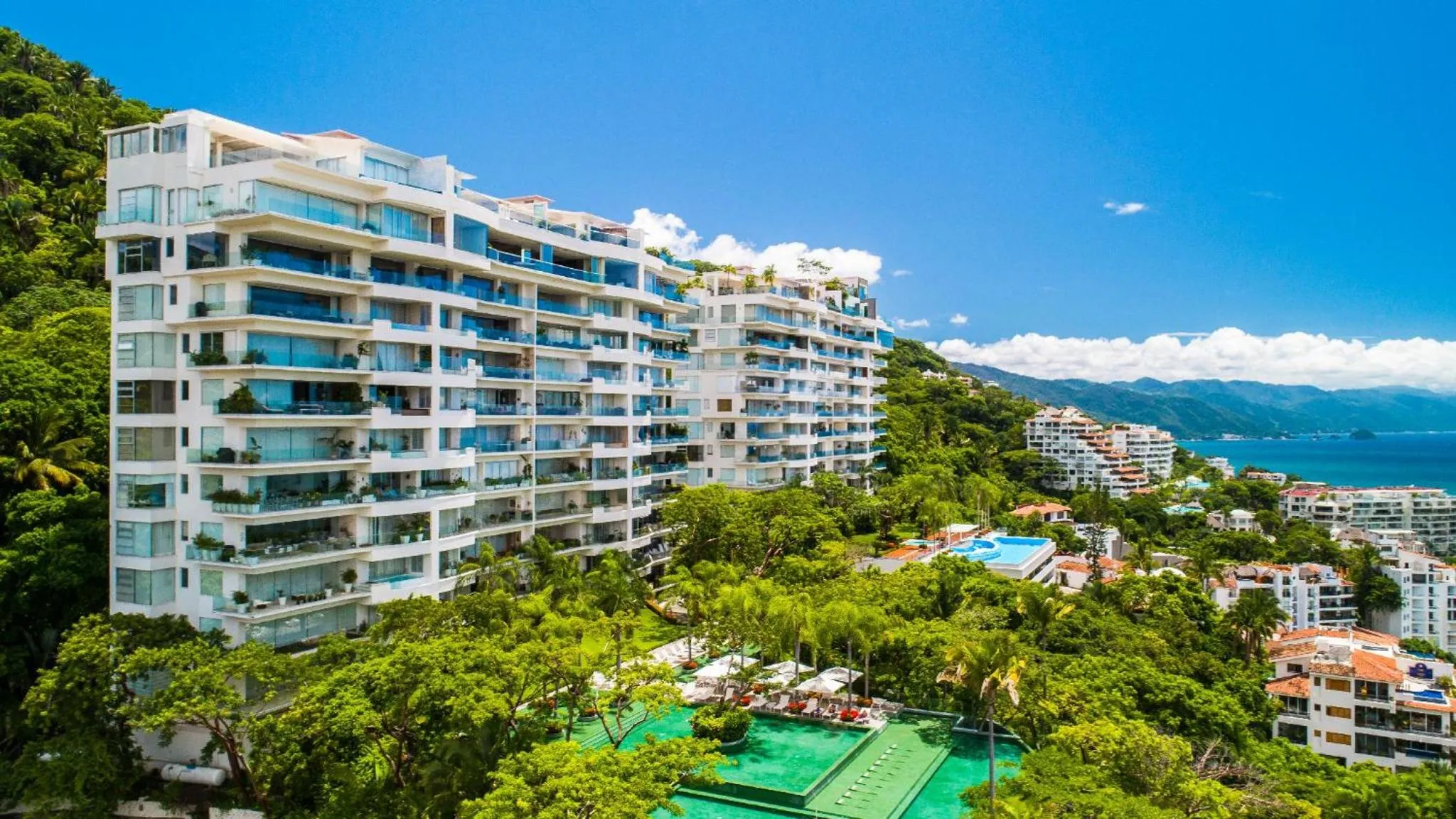 Other in Avalon - 801 Top Sky Bar Pool 3 BR in Amapas