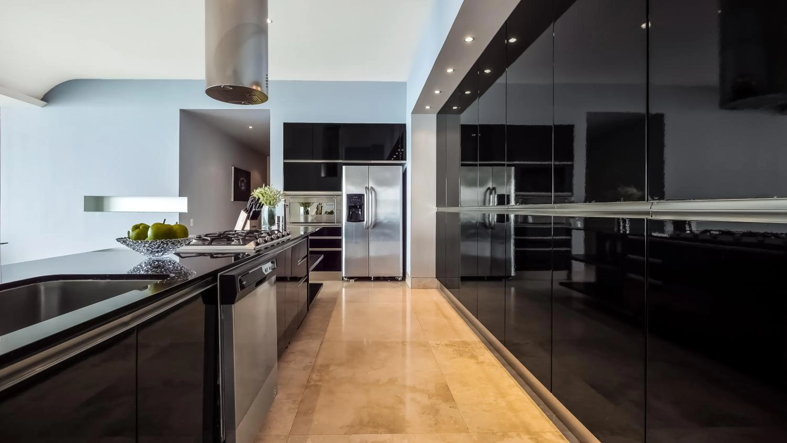 Kitchen or kitchenette in Avalon - 801 Top Sky Bar Pool 3 BR in Amapas