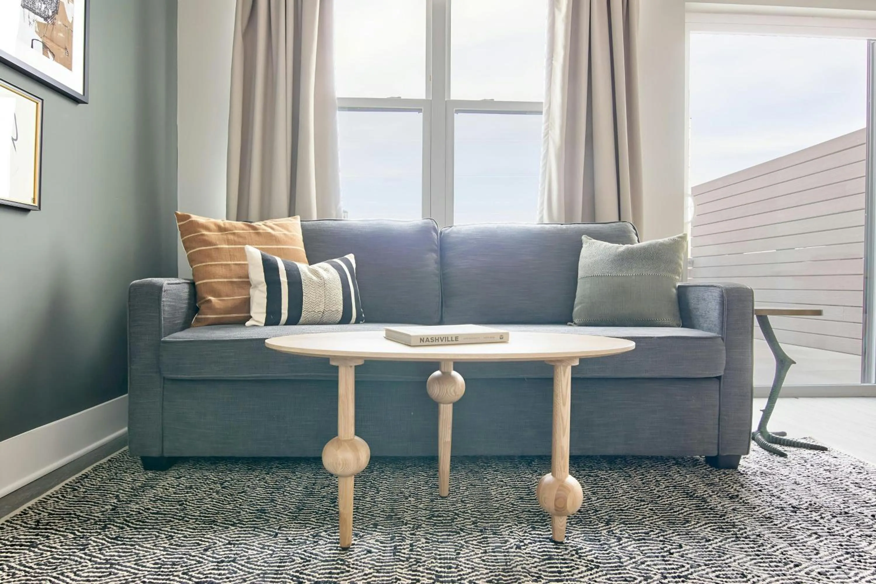 Living room in Sonder by Marriott Bonvoy Belcourt Apartments Hillsboro Village