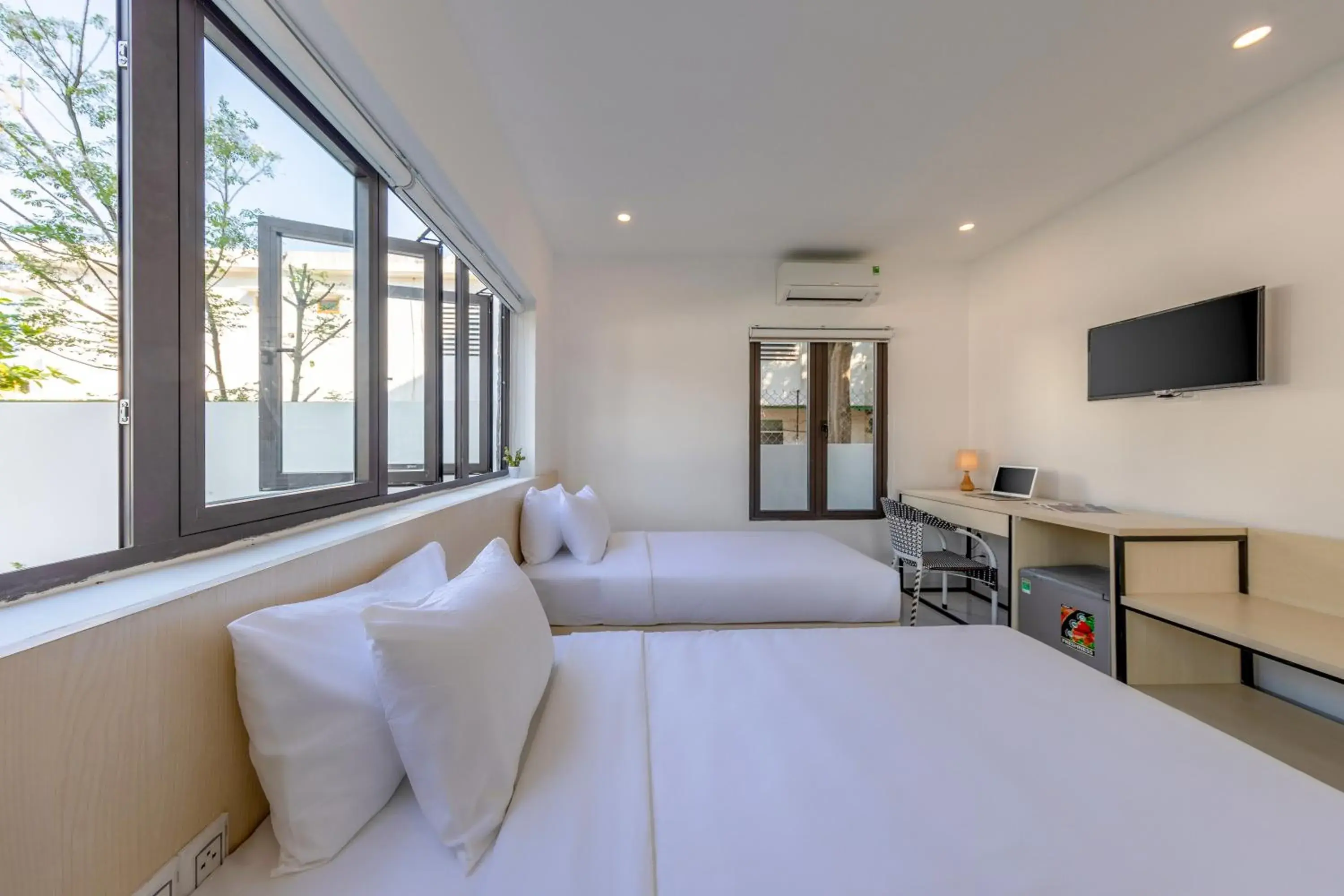 Deluxe Double or Twin Room with Garden View - single occupancy in Bespoke Villa Hoian Deluxe Double or Twin Room with Garden View - single occupancy in Bespoke Villa Hoian