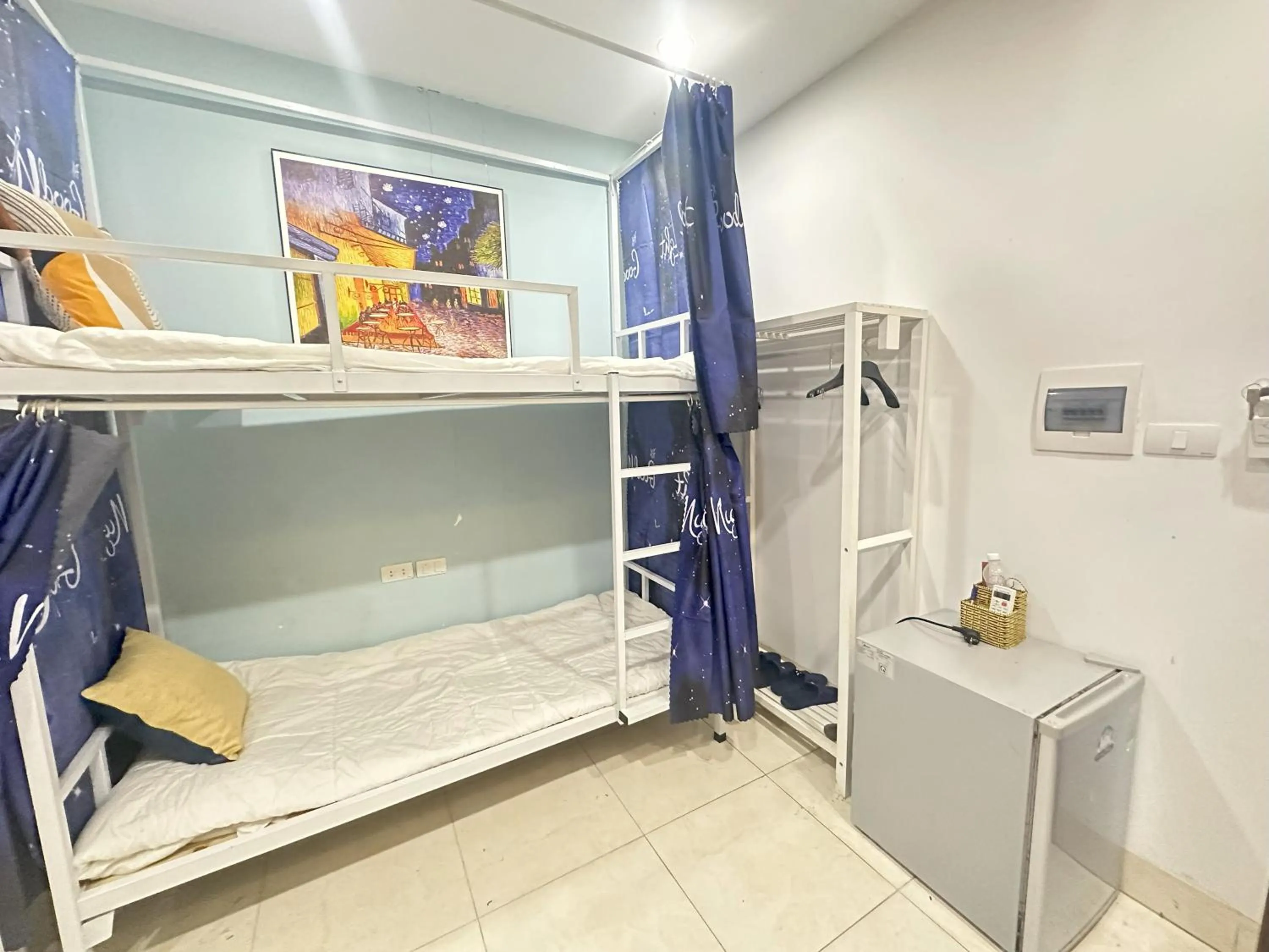 Bed in The Lakeview - West Lake Lotus Apartments