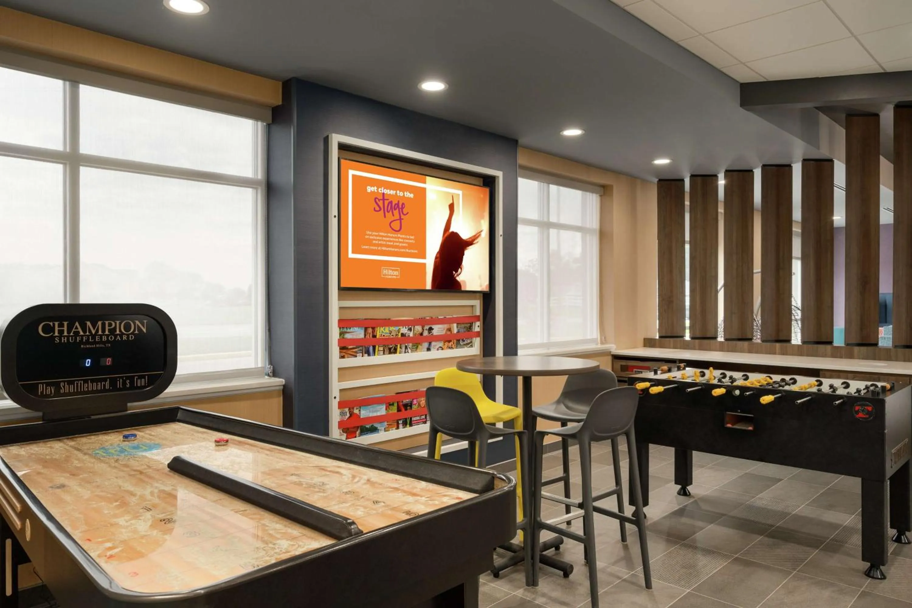 Lobby or reception in Tru By Hilton Sandusky, Oh