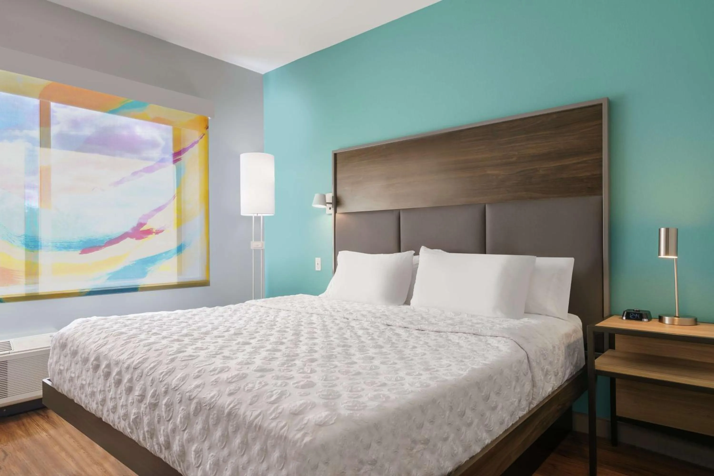 Bed in Tru By Hilton Sandusky, Oh