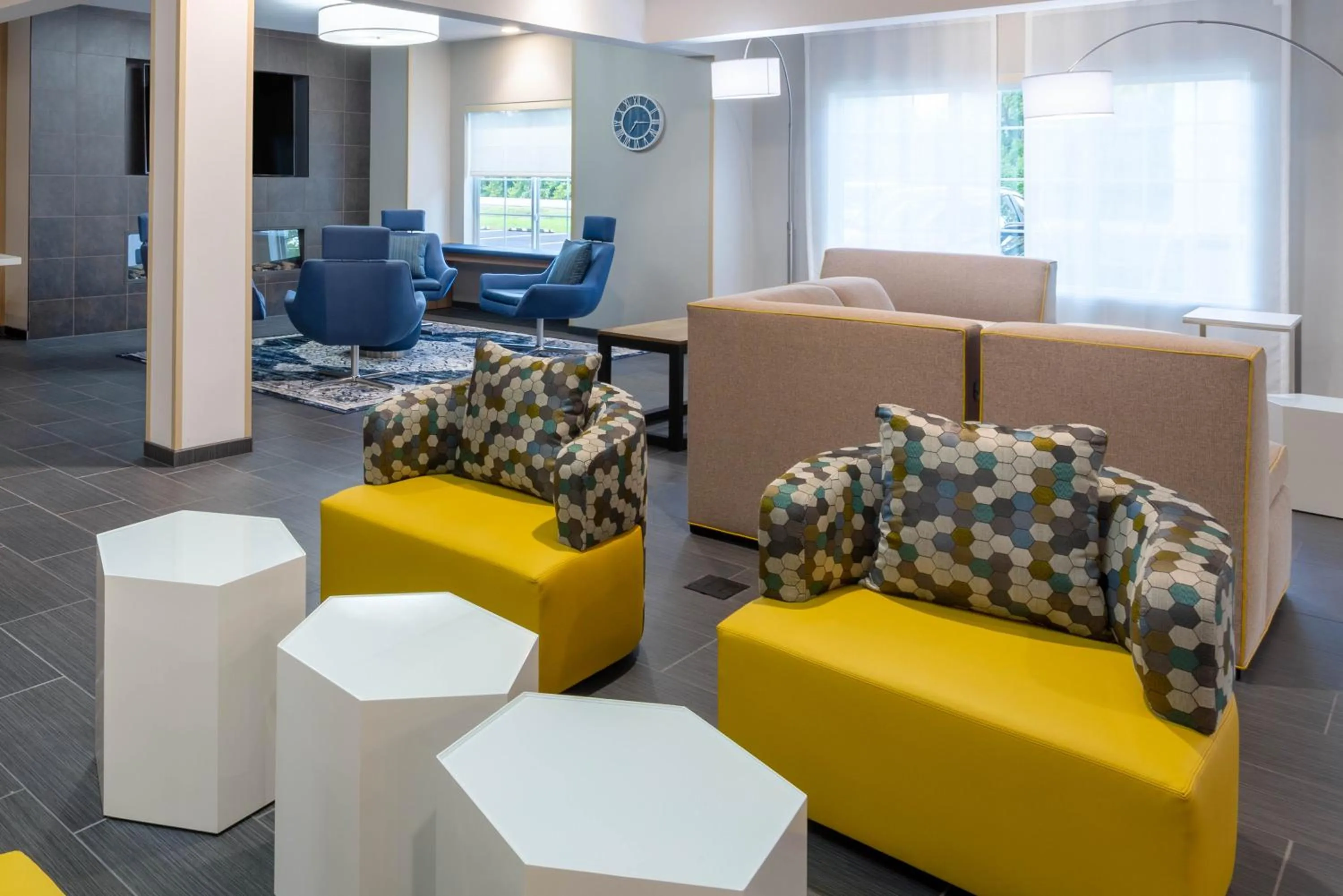 Lobby or reception in Microtel Inn & Suites by Wyndham Amsterdam NY