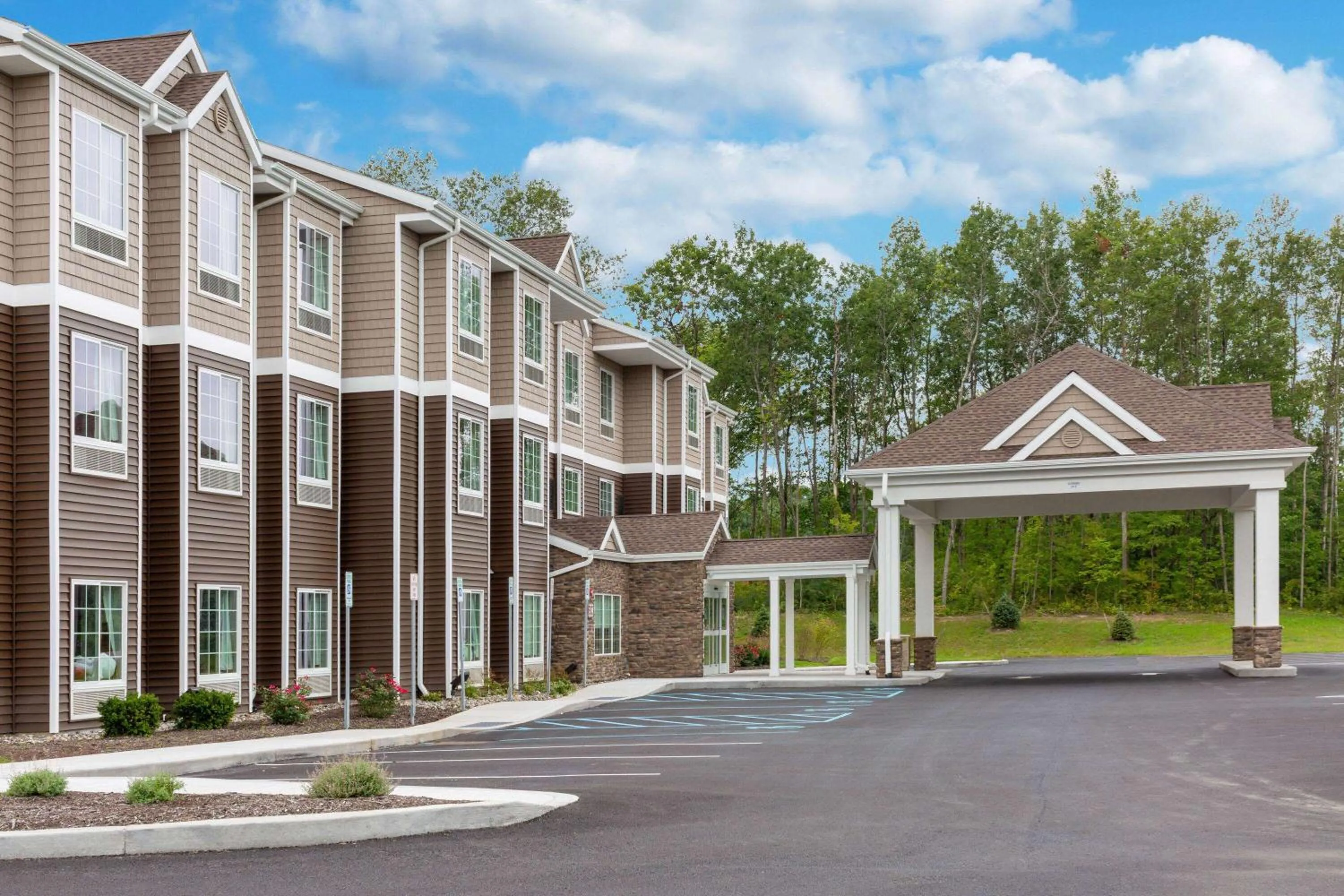 Property building in Microtel Inn & Suites by Wyndham Amsterdam NY