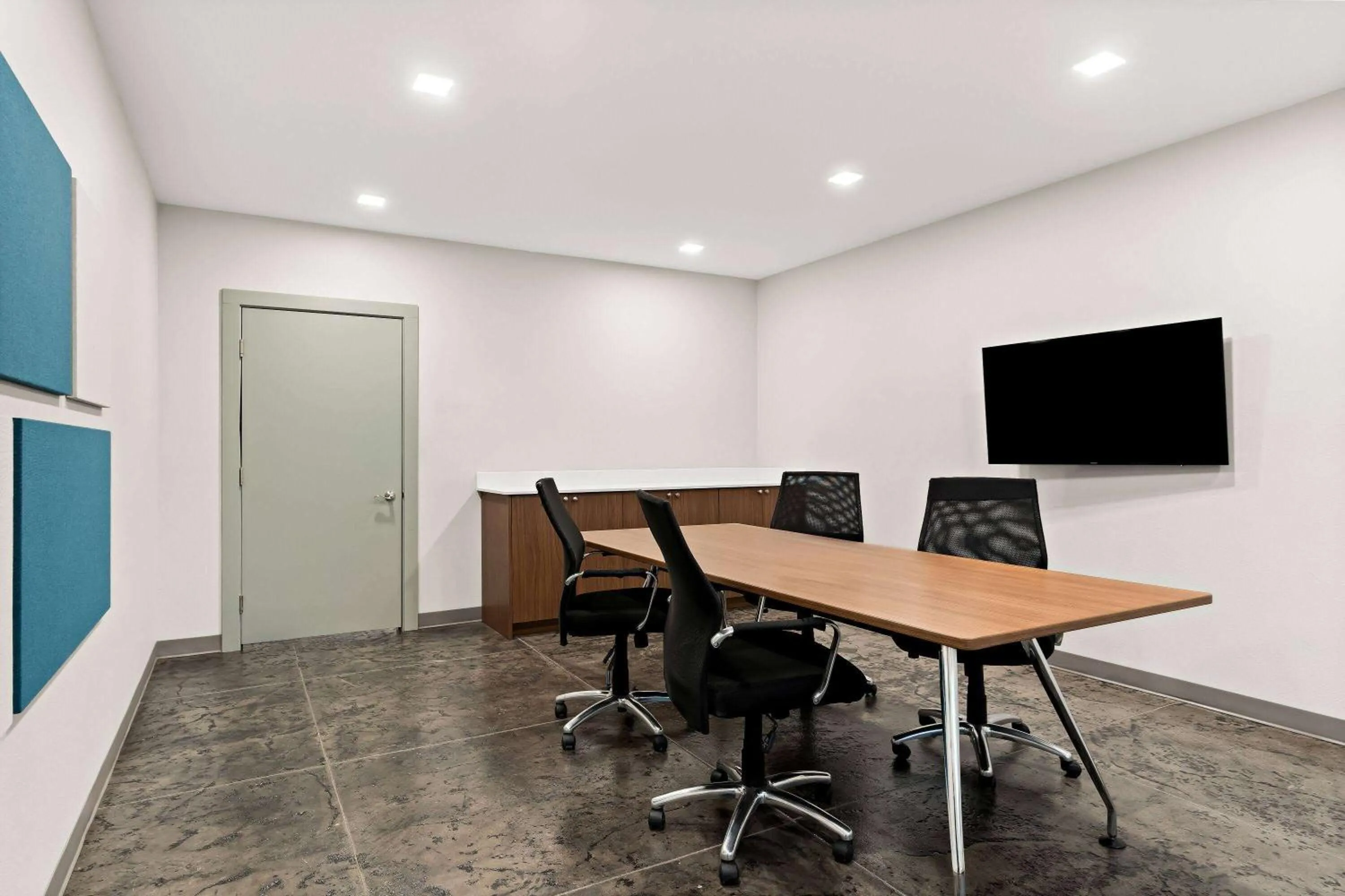 Meeting/conference room in Holiday Inn Express & Suites George - Quincy South by IHG