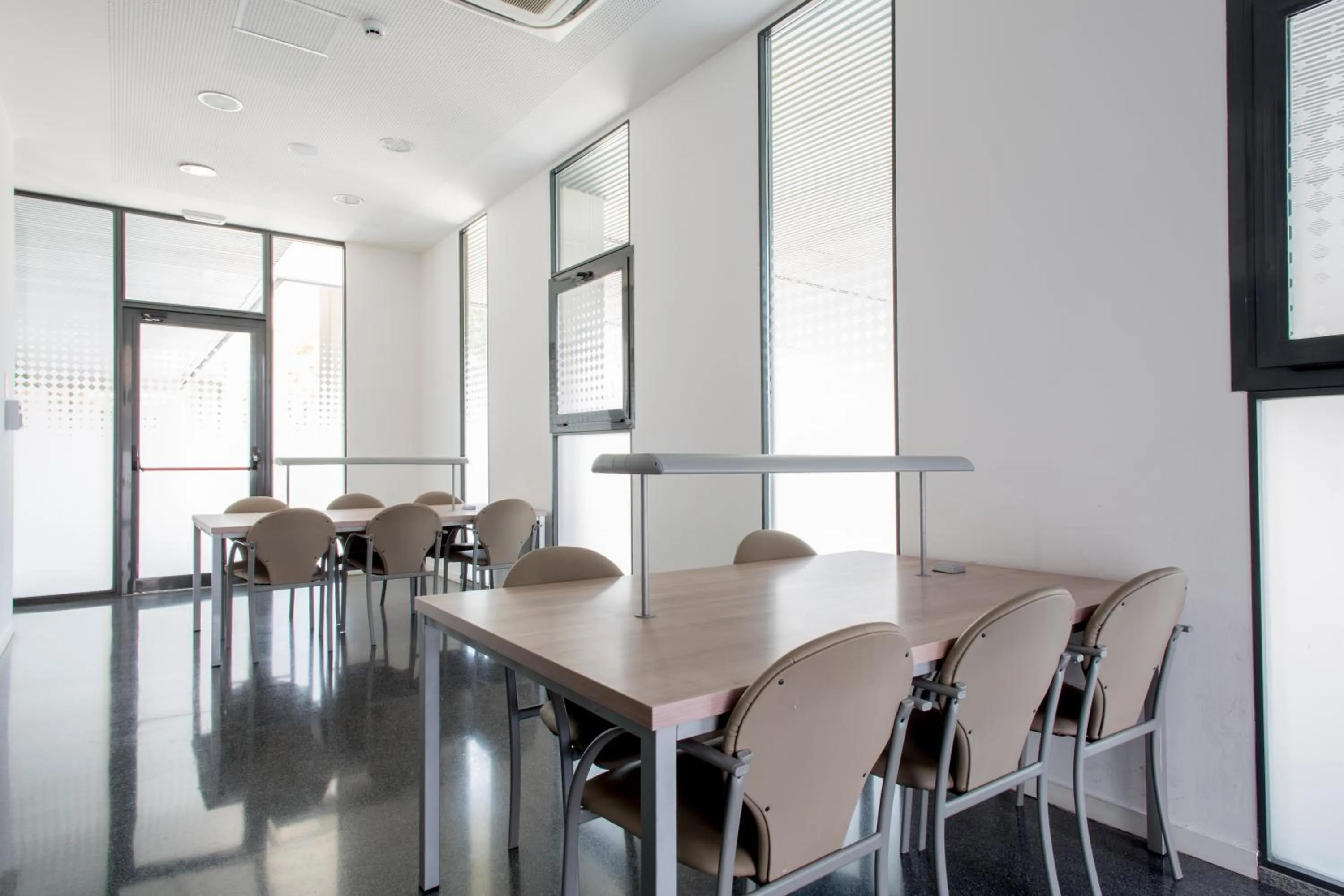 Business facilities in Alojamientos Universitarios Resa Hipatia