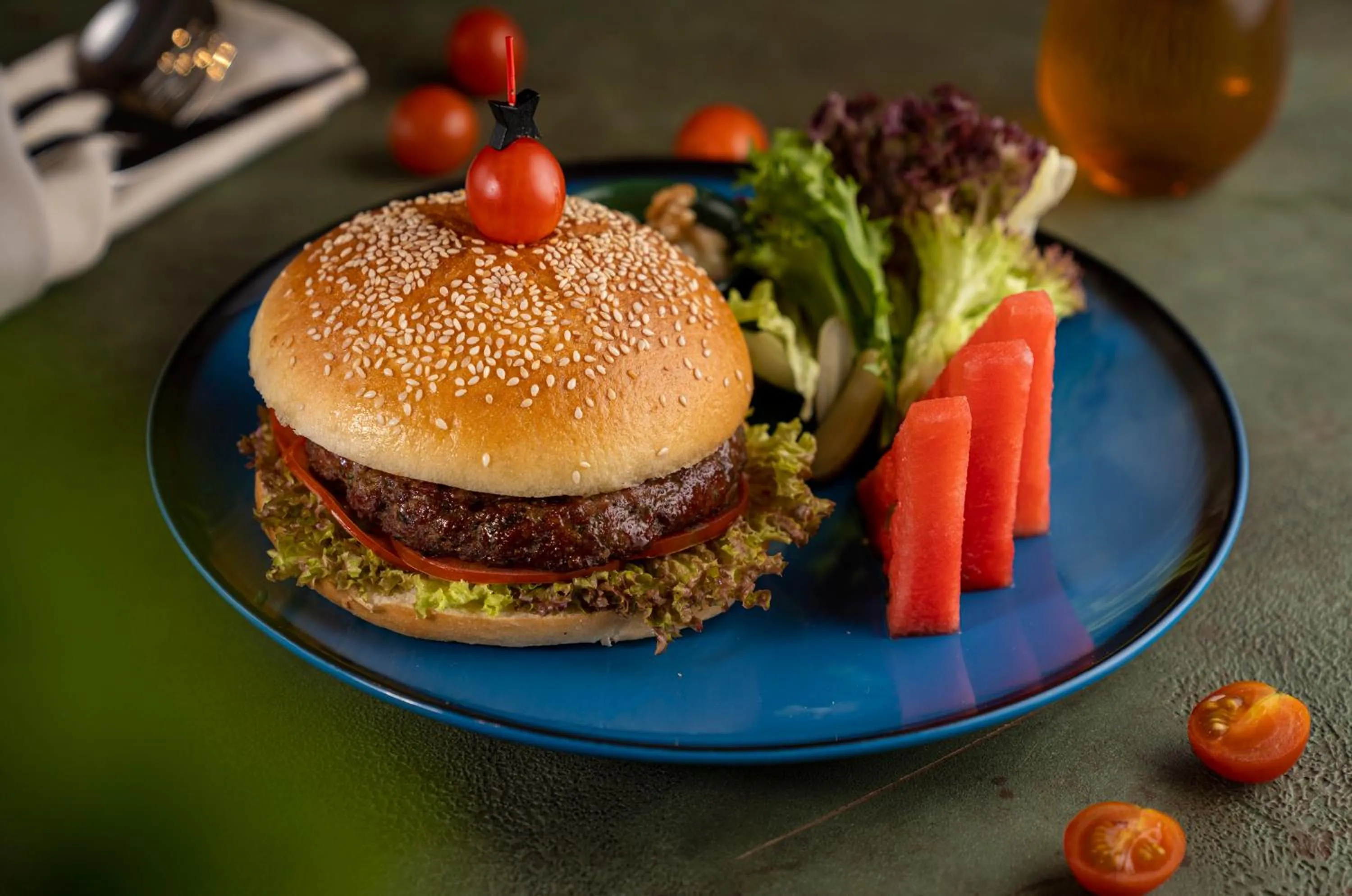 Restaurant/places to eat in Holiday Inn & Suites Al Jubail by IHG