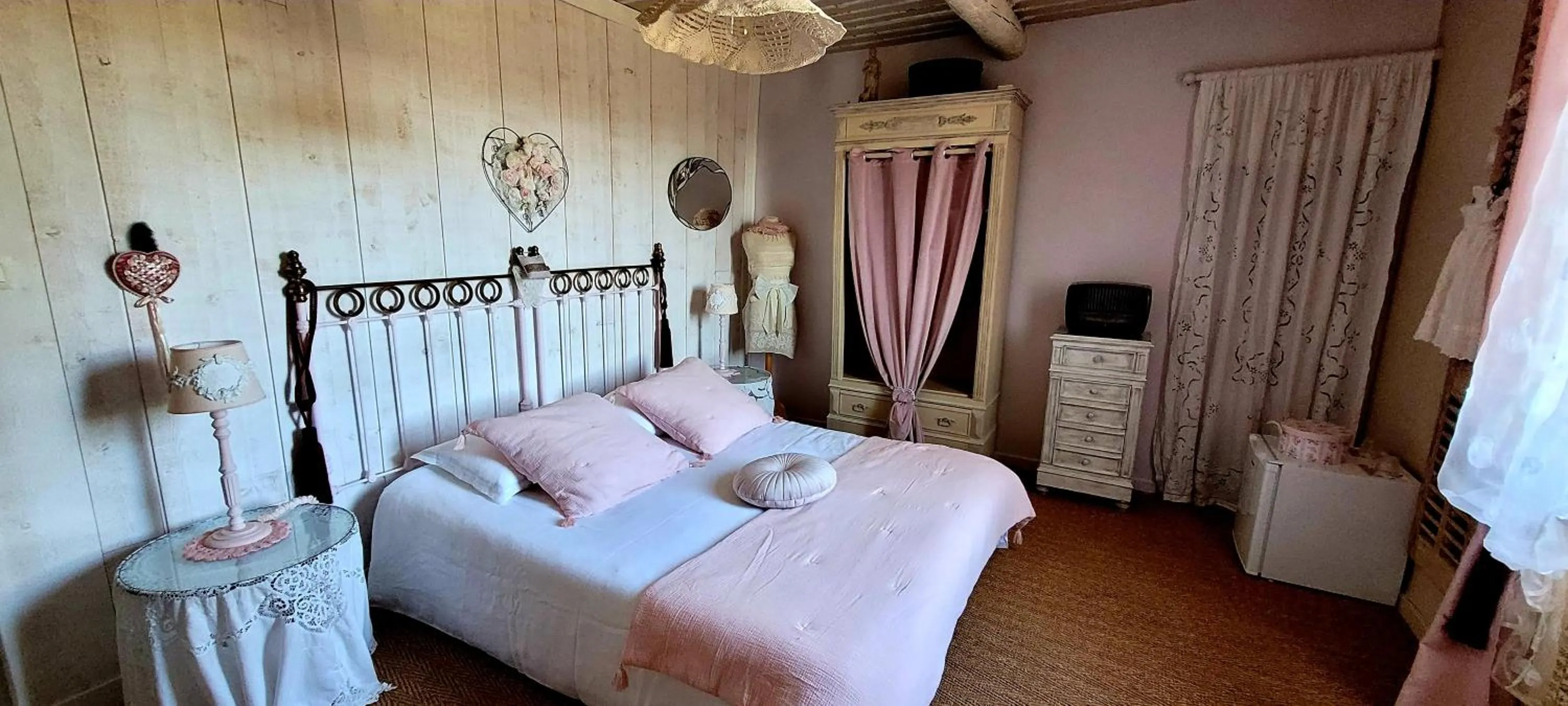 Bed in Mas La Pomarede