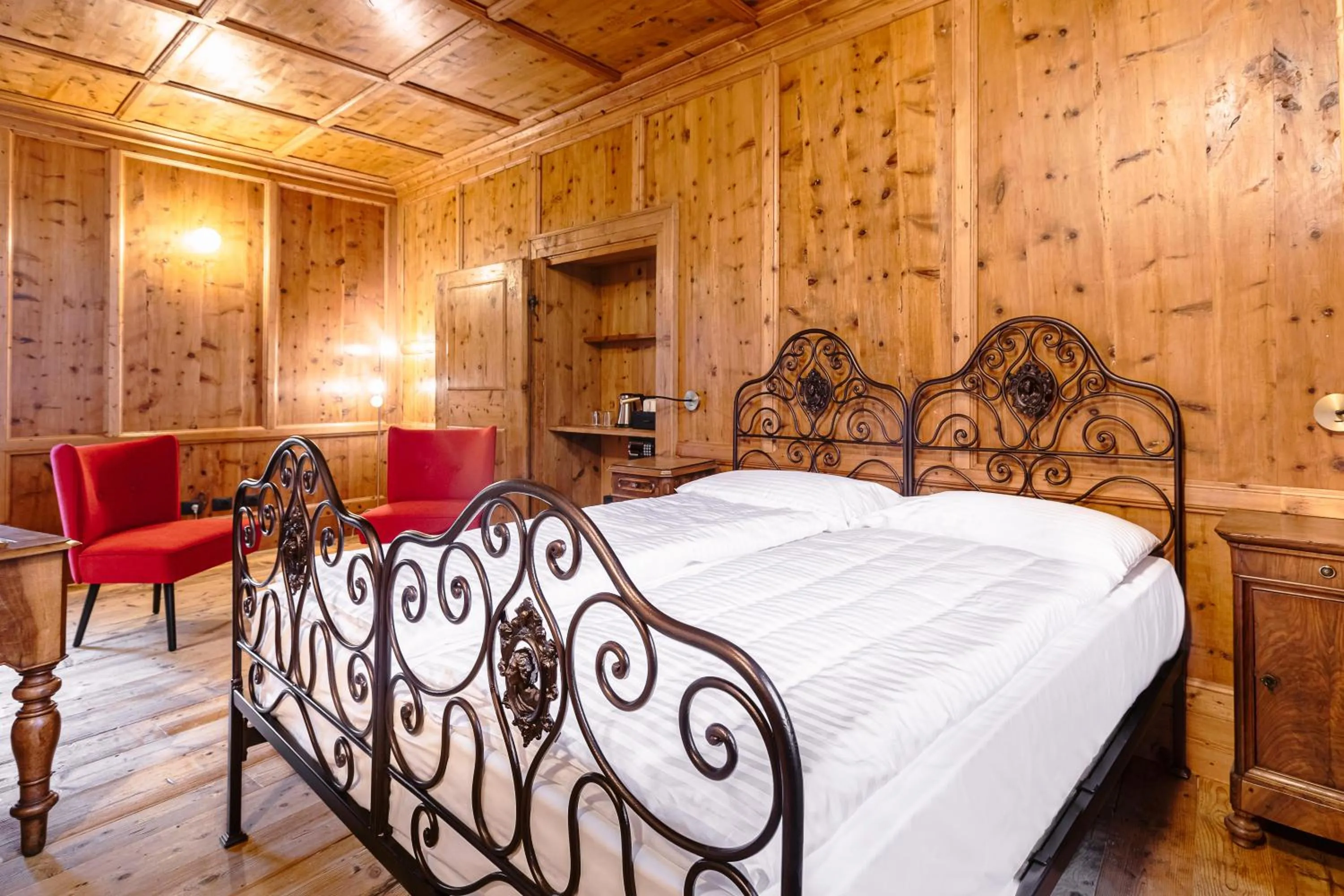 Photo of the whole room, Bed in Curt di Clement Eco Mobility Hotel