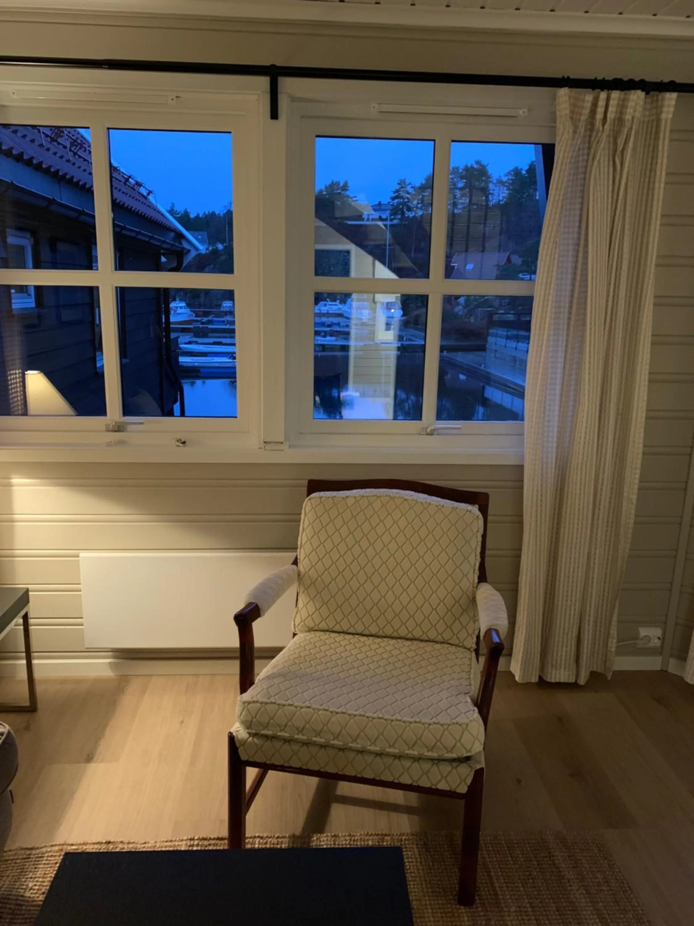 Living room in Trysnes Brygge