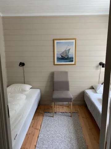 Bed in Trysnes Brygge