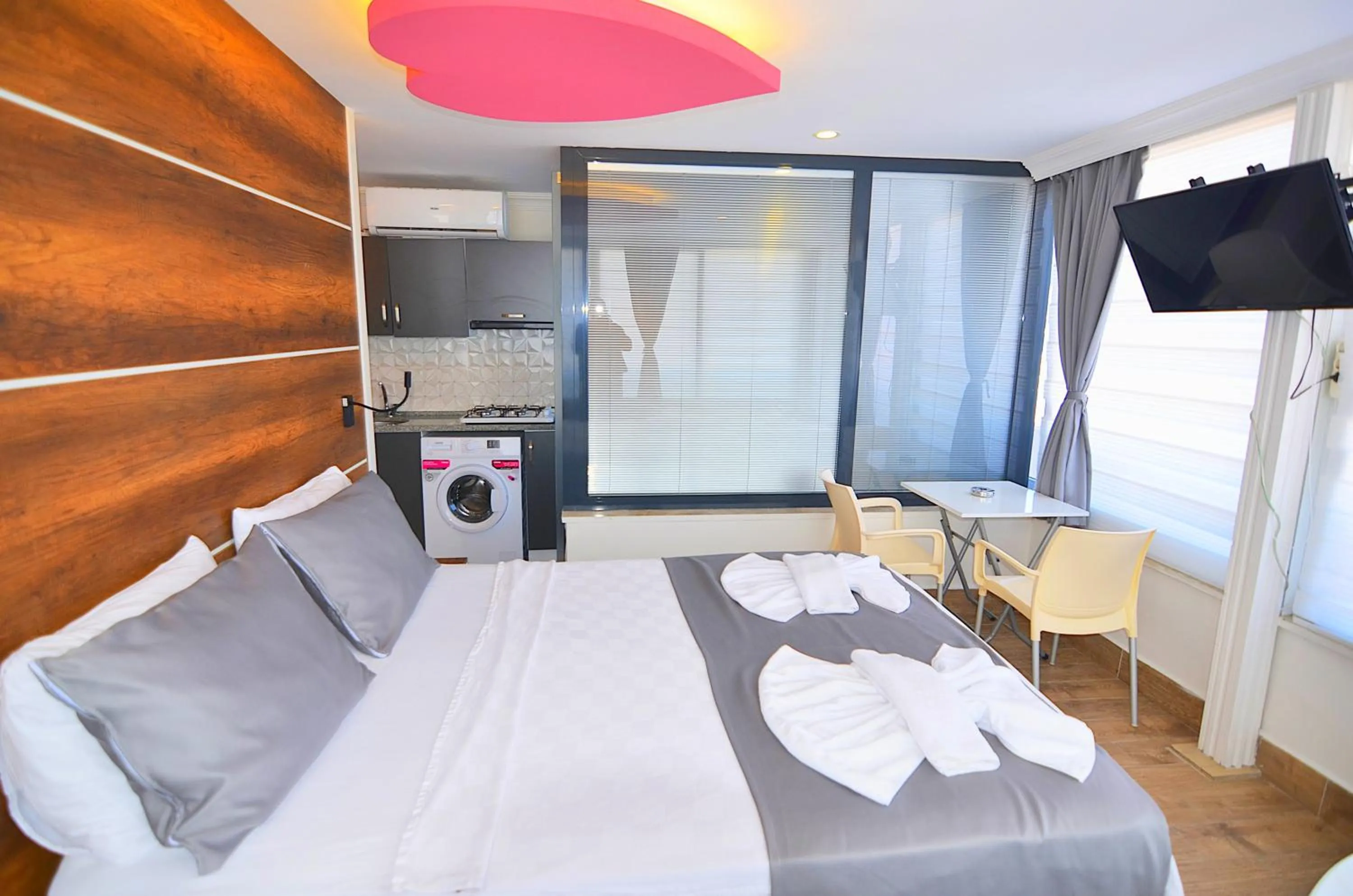 Bed in Mykonut Apart Hotel