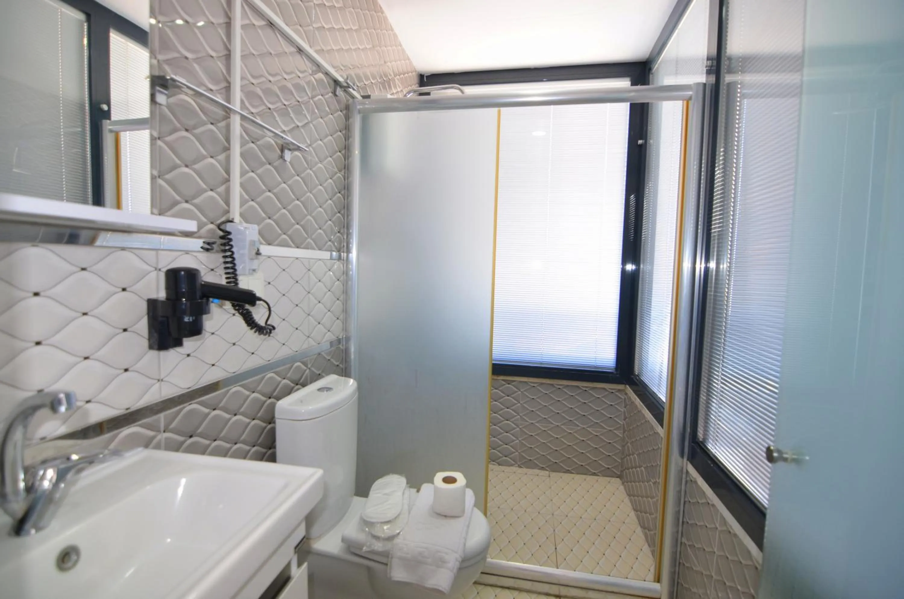 Bathroom in Mykonut Apart Hotel