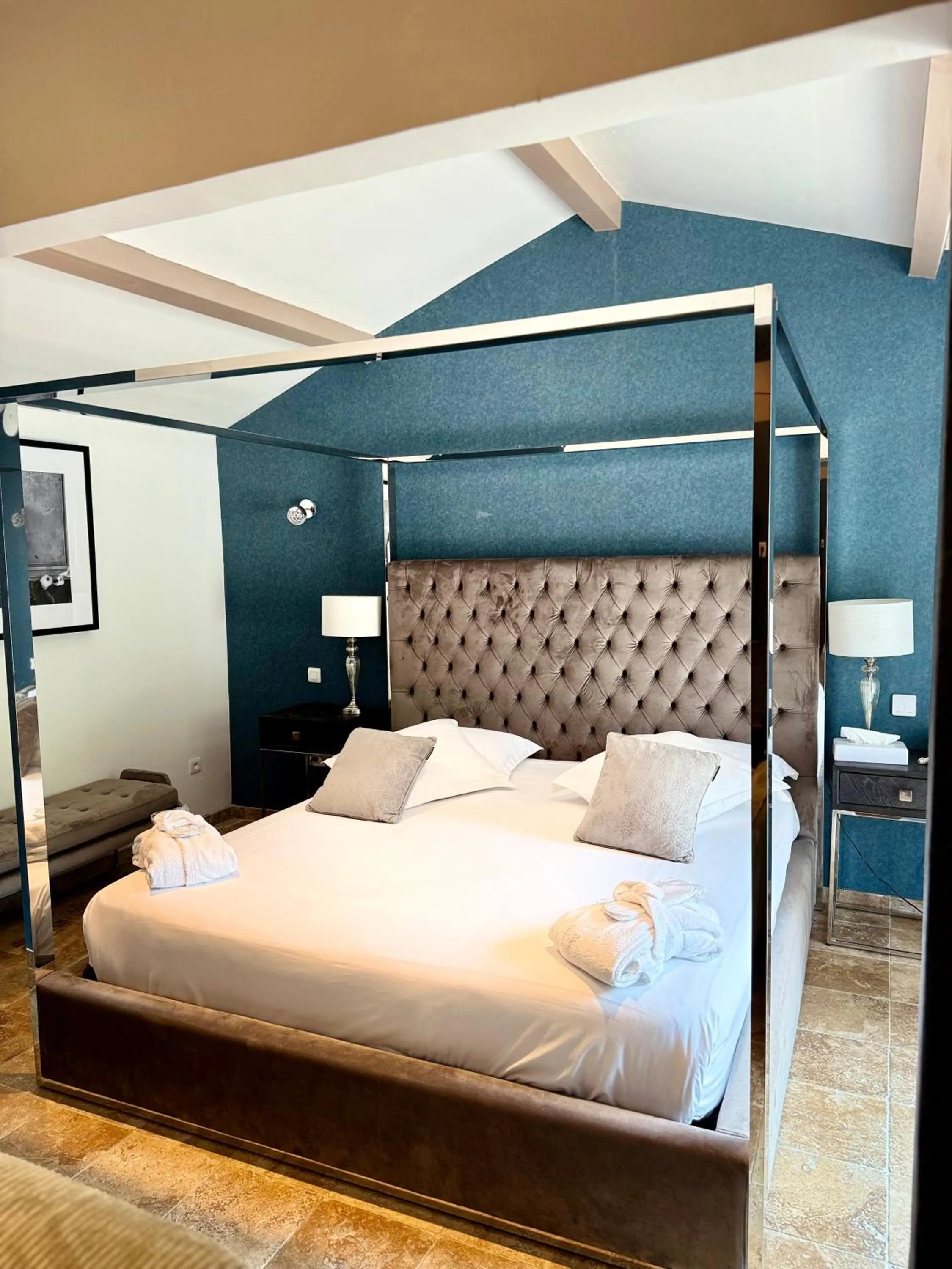 Bed in La Villa Dune, Hôtel & Spa