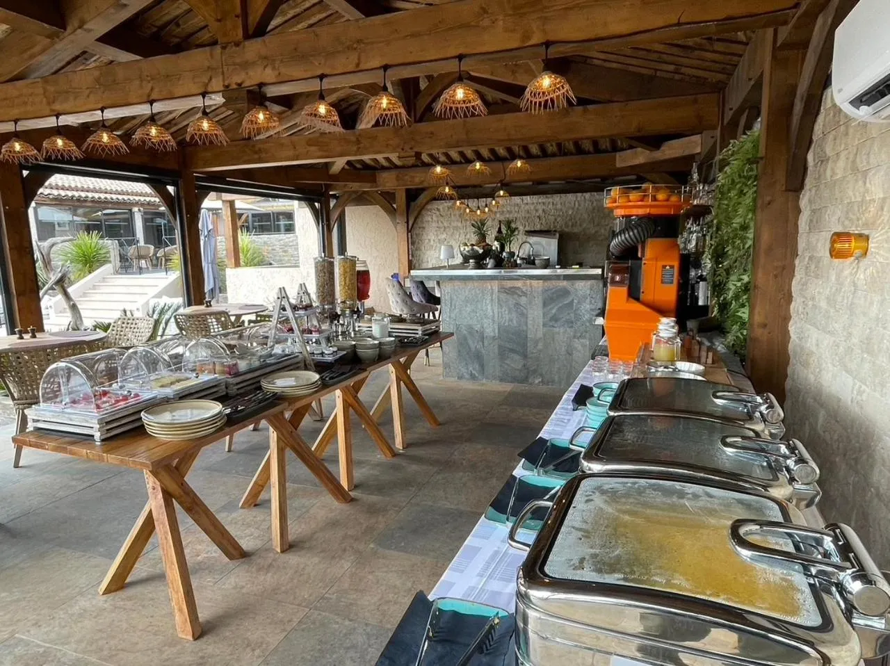 Patio in La Villa Dune, Hôtel & Spa