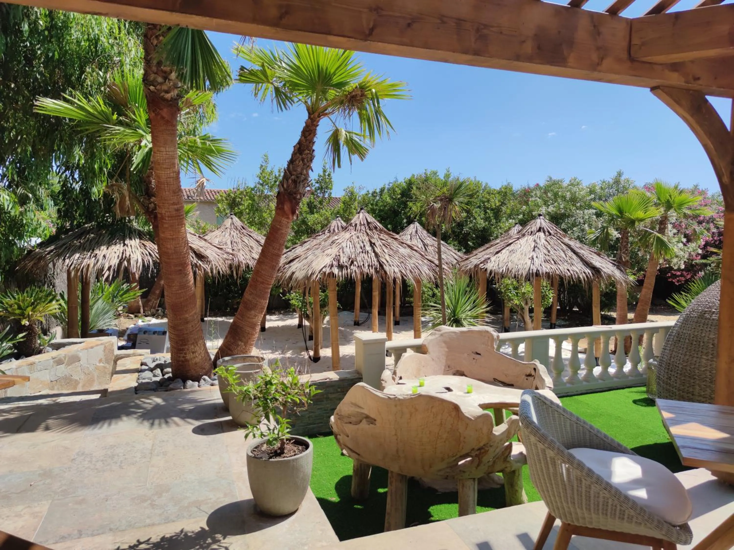 Patio in La Villa Dune, Hôtel & Spa