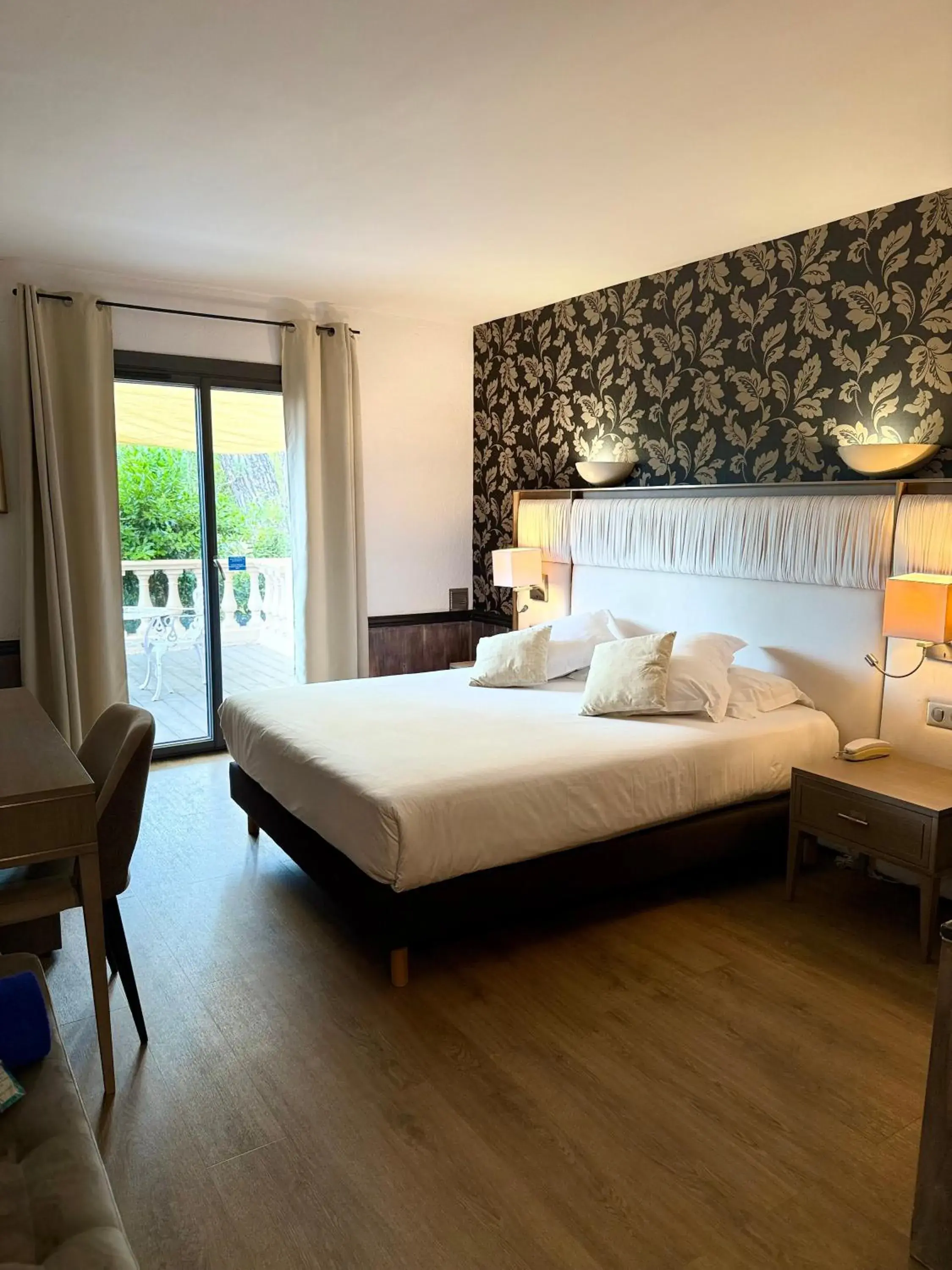 Superior Double Room in La Villa Dune, Hôtel & Spa Superior Double Room in La Villa Dune, Hôtel & Spa