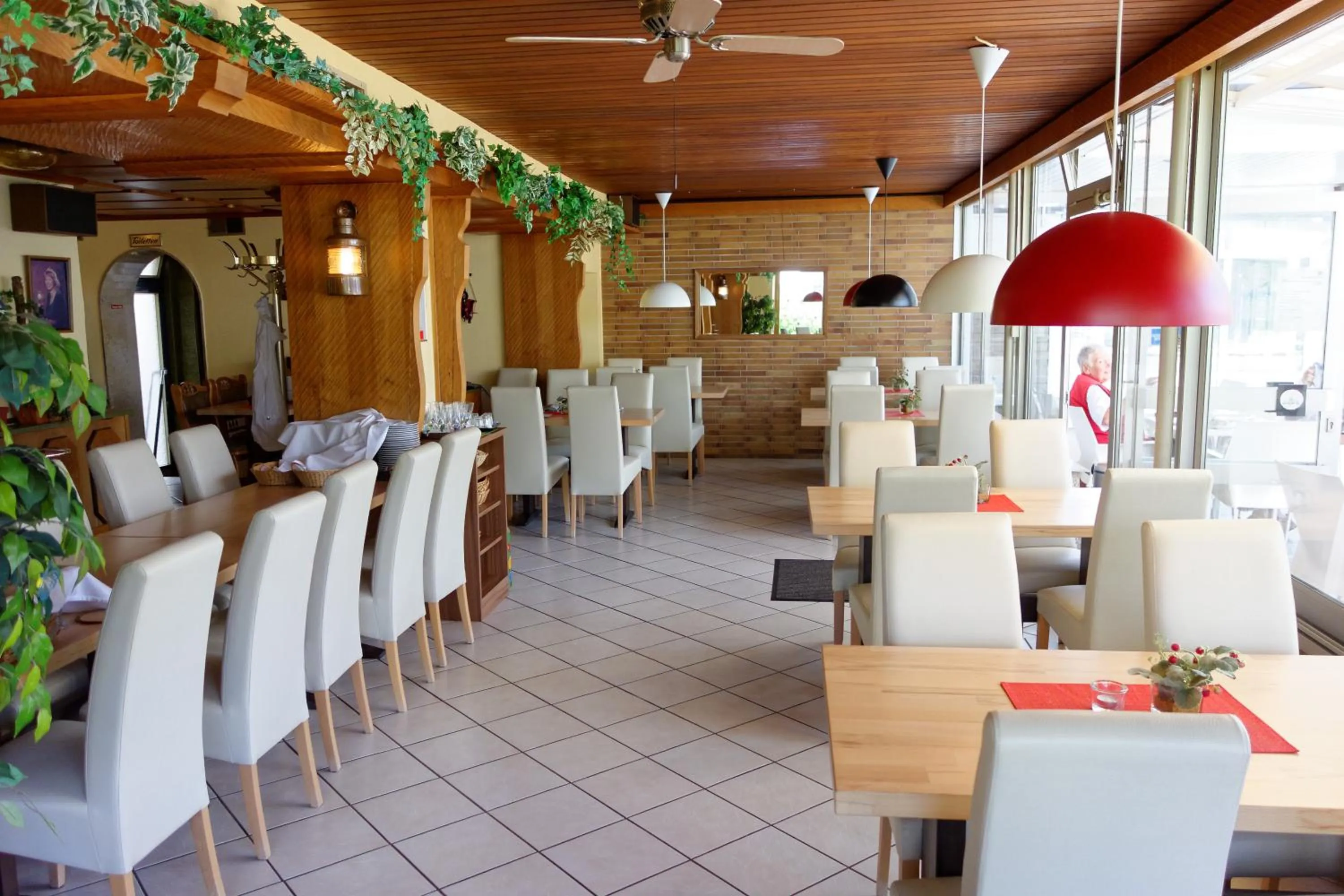 Restaurant/places to eat in Hotel Haus Sonnschein