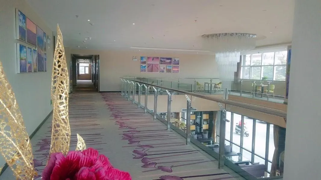 Lavande Hotel Yinchuan Railway Station Wanda