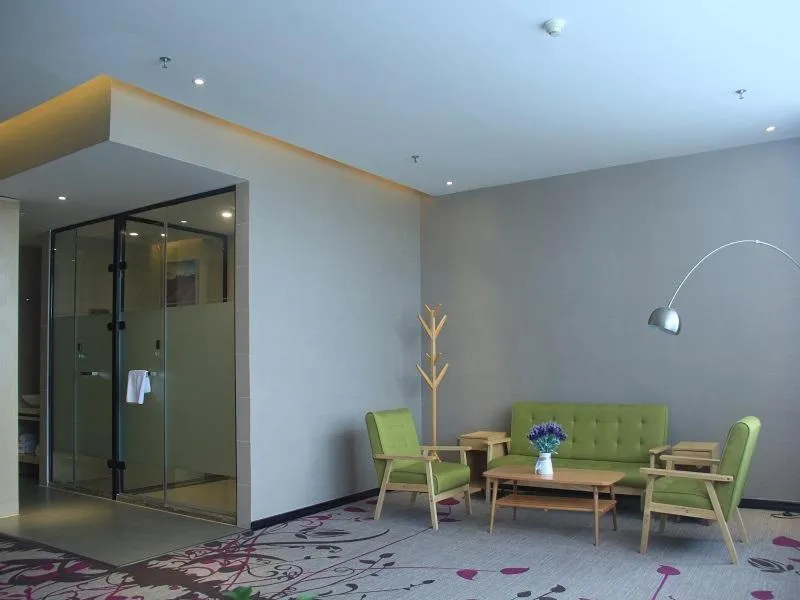 Lavande Hotel Yinchuan Railway Station Wanda