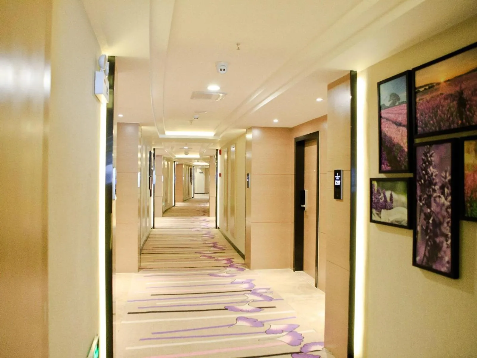 Lavande Hotel ZhanJiang HaiBin Avenue Jiangnanshijia