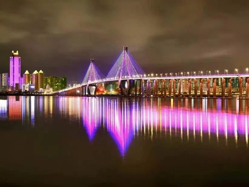 Lavande Hotel ZhanJiang HaiBin Avenue Jiangnanshijia