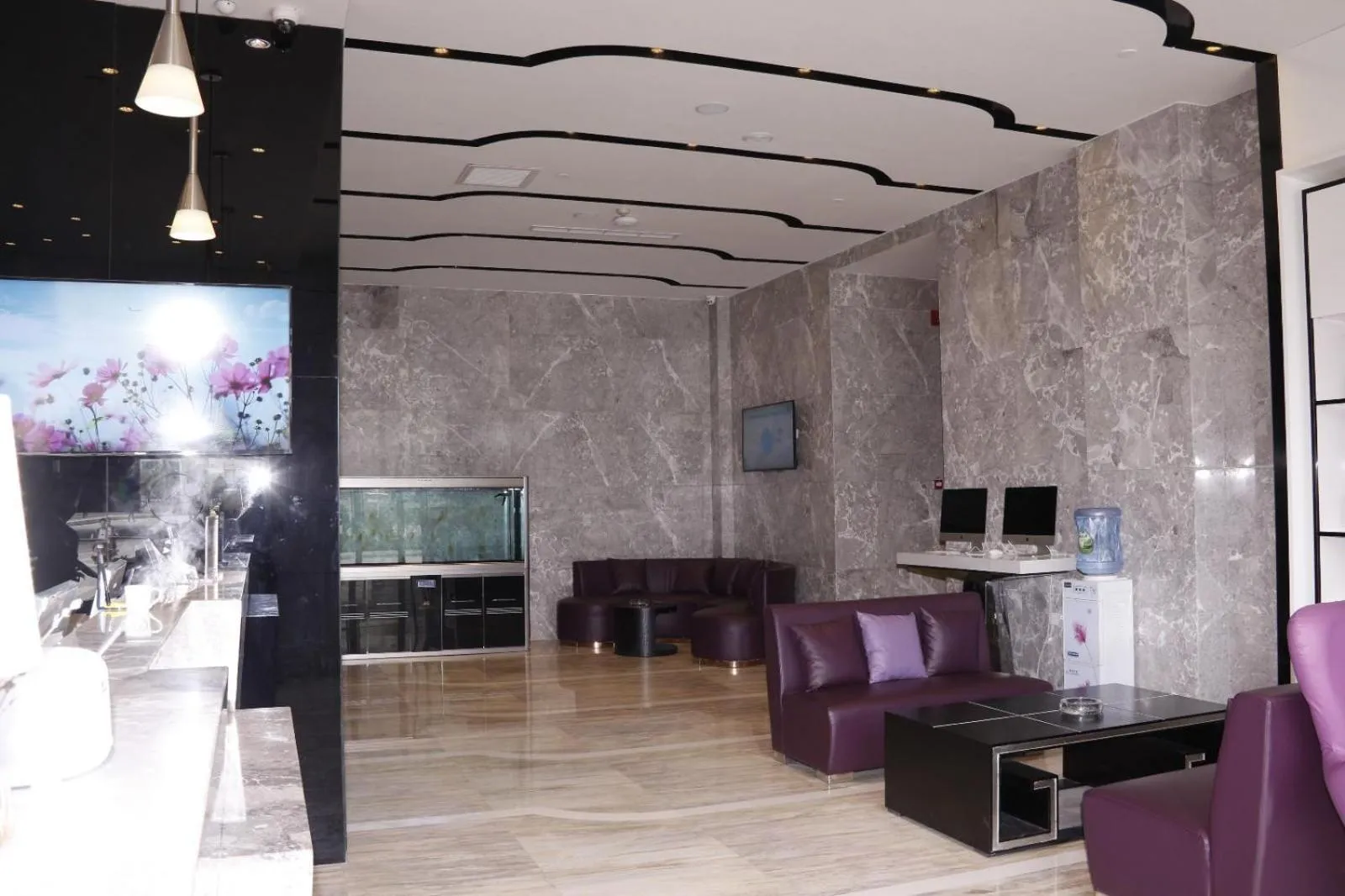 Lavande Hotel Longnan Changjiang River Avenue