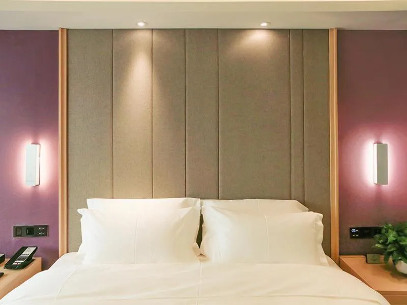 Bed in Lavande Hotel Zhengzhou Longhai West Road Subway Station