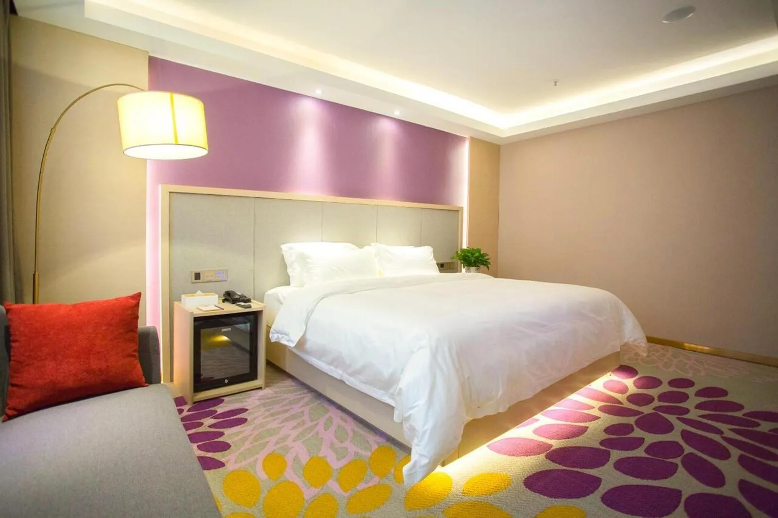 Bed in Lavande Hotel Changji Changning Road