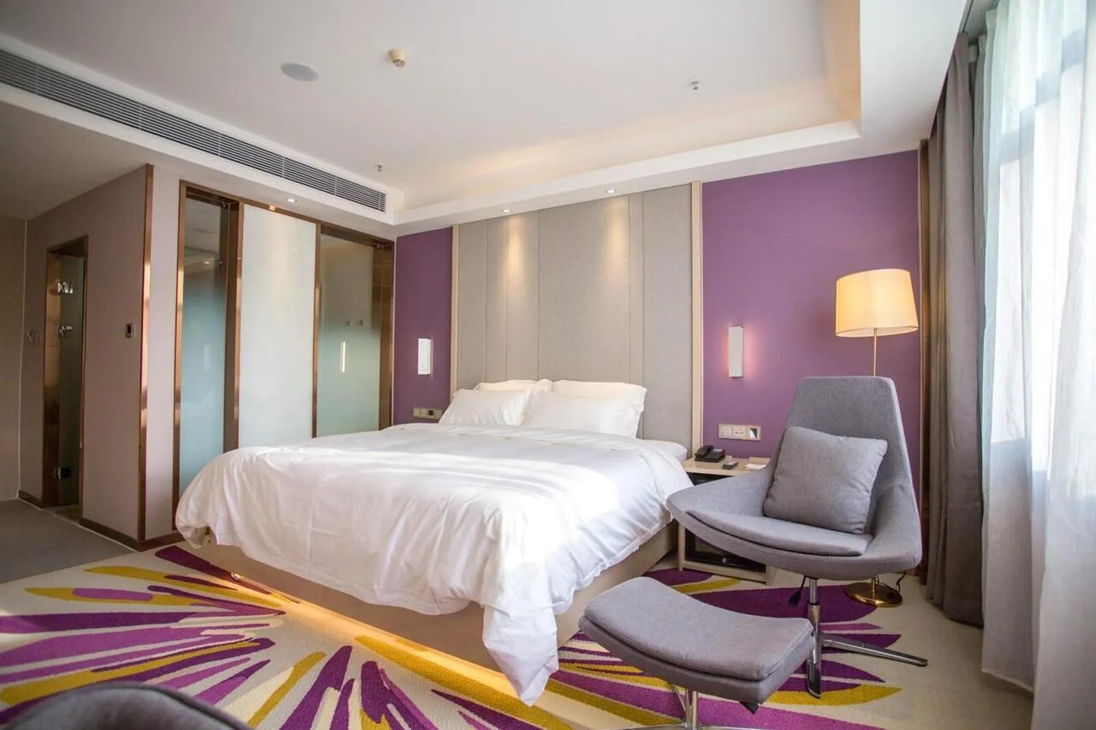 Bed in Lavande Hotel Changji Changning Road