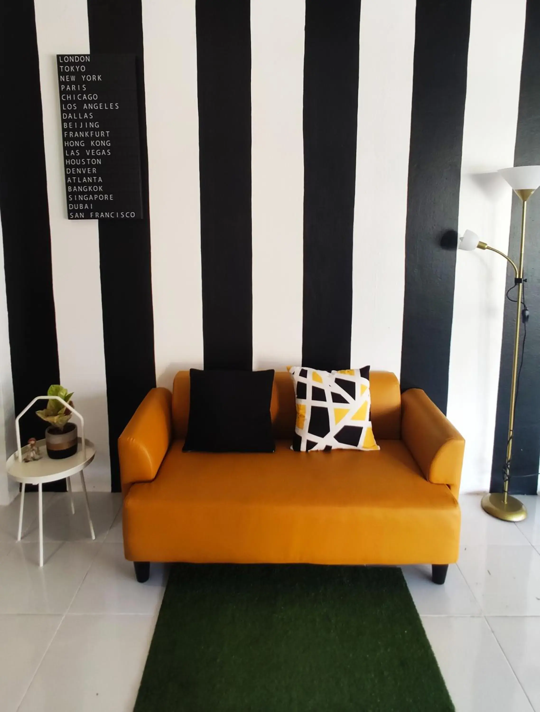 Nap at 265 Donmeaung Nap at 265 Donmeaung