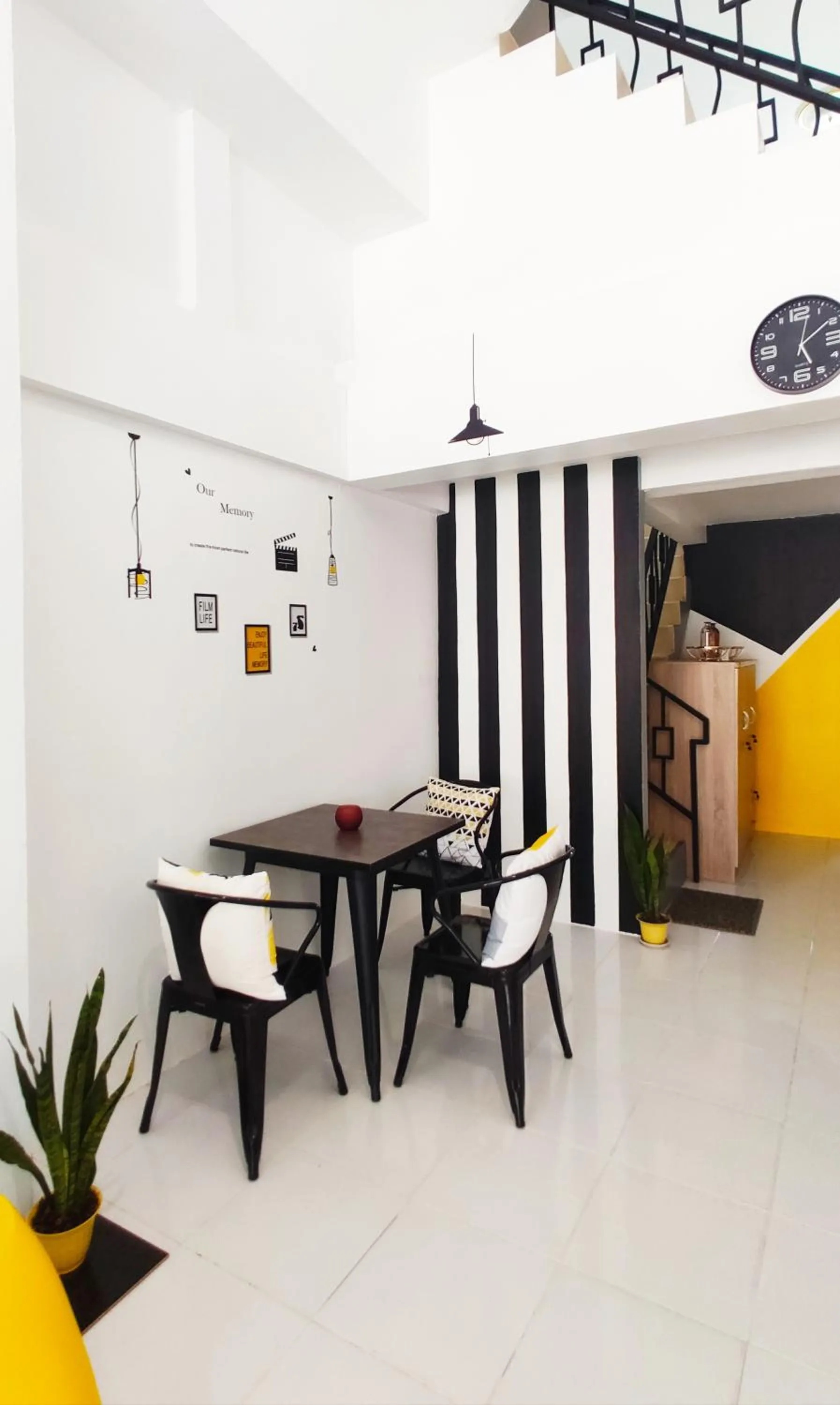 Nap at 265 Donmeaung