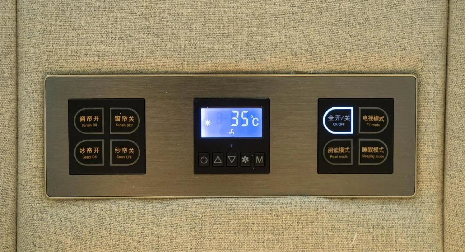 Lavande Hotel Heyuan Longchuan