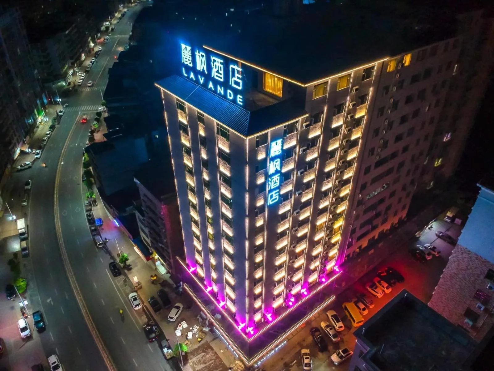 Lavande Hotel Heyuan Longchuan