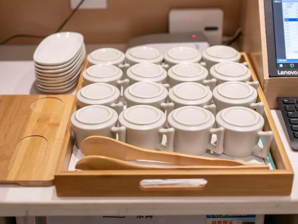 Lavande Hotel Bazhong Fortune Center