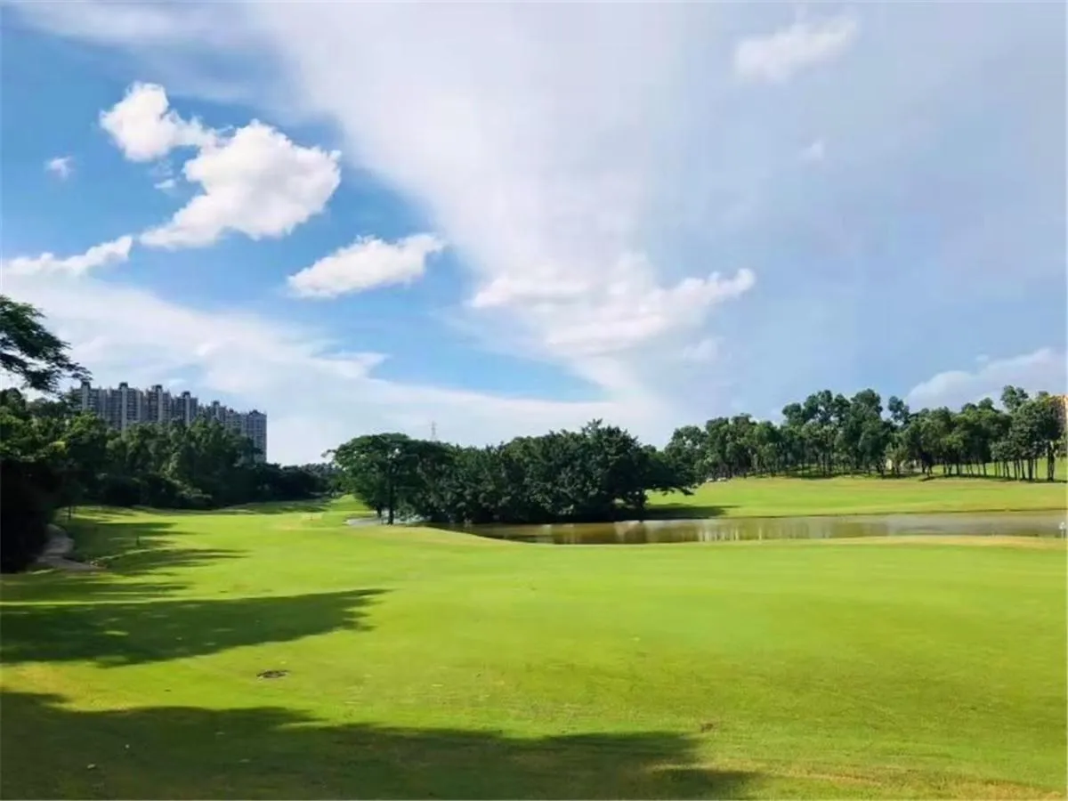 Lavande Hotel Jiangmen Golf Club