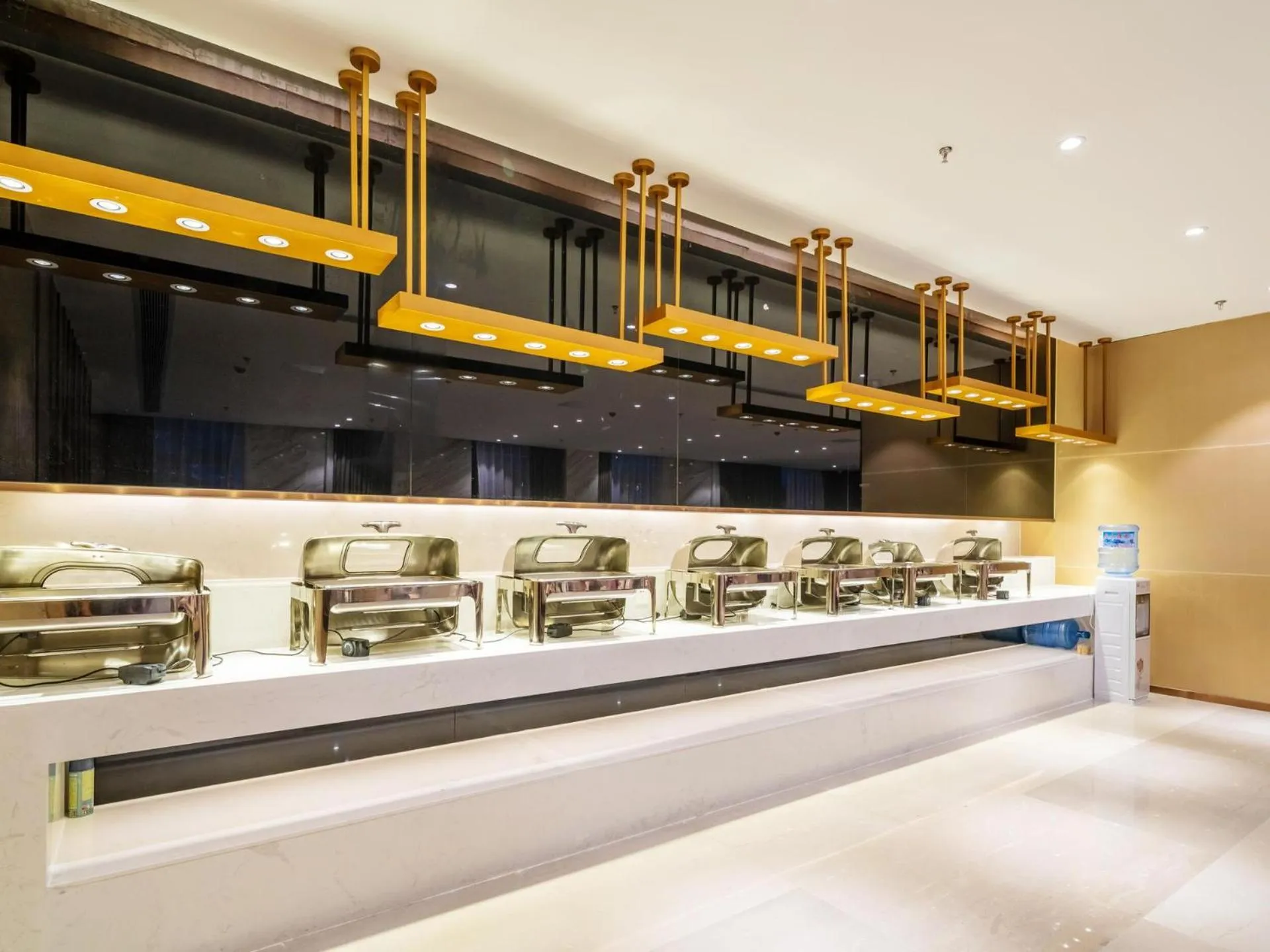 Lavande Hotel Anshun West High-speed Rrailway Station