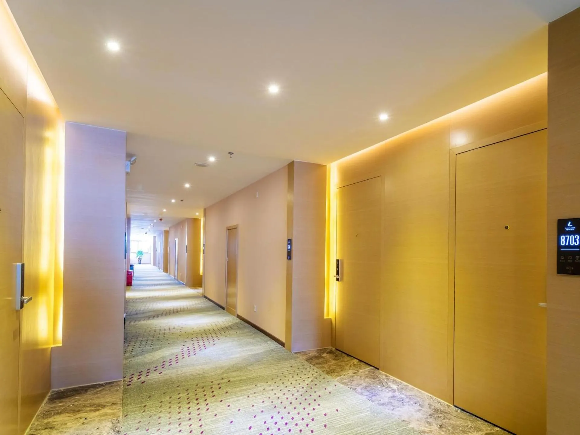 Lavande Hotel Anshun West High-speed Rrailway Station