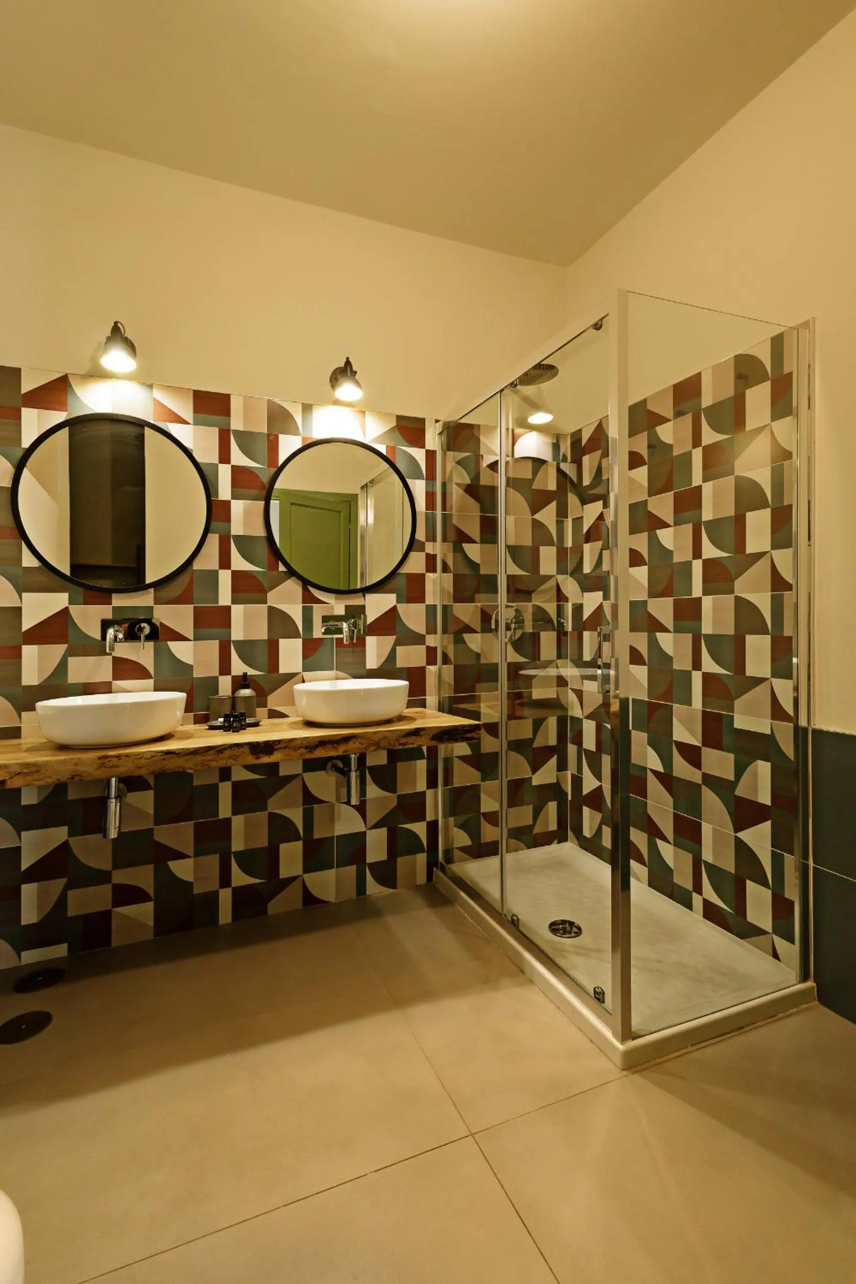 Bathroom in Palà Suites