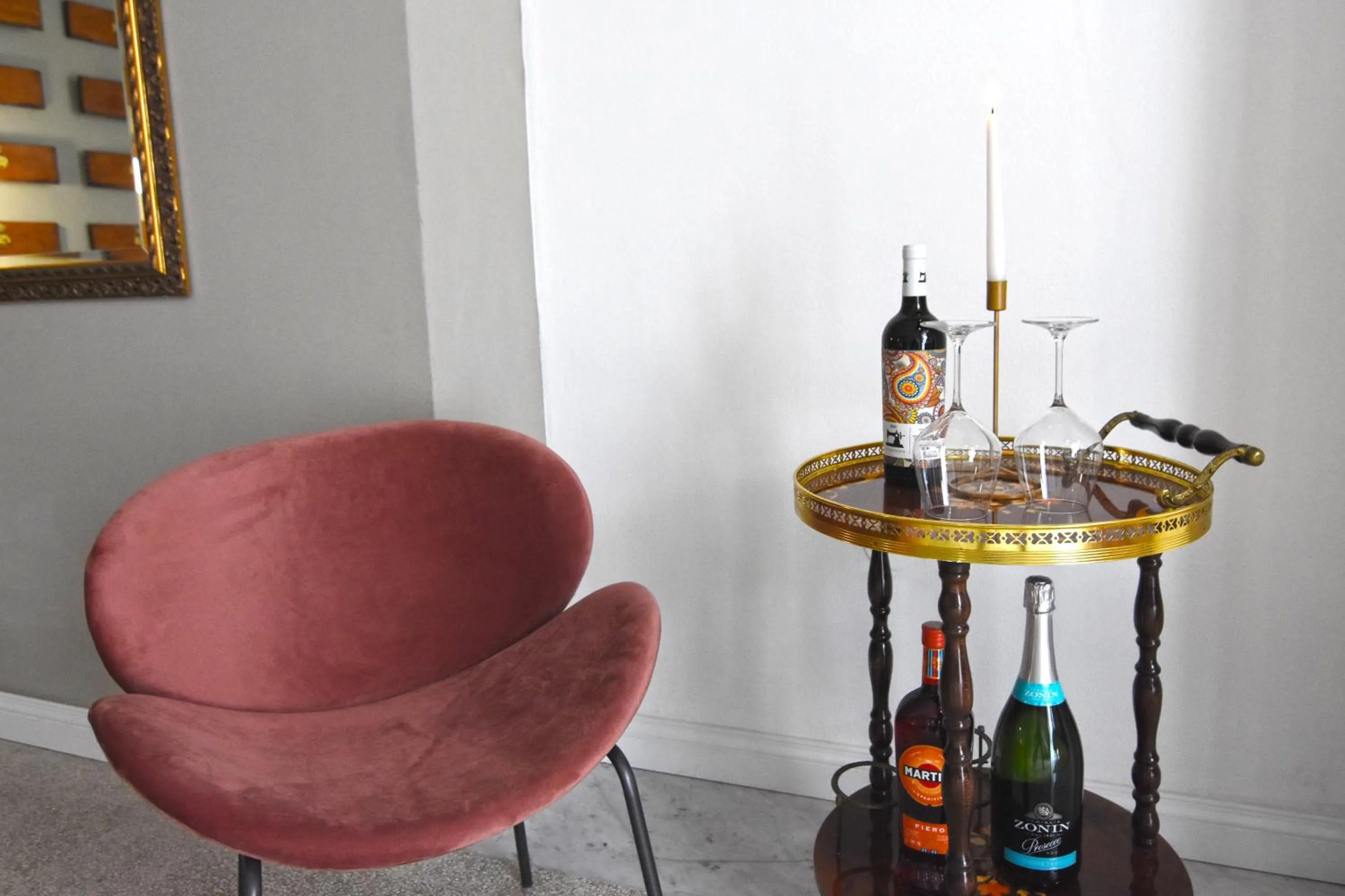 Living room in Palà Suites