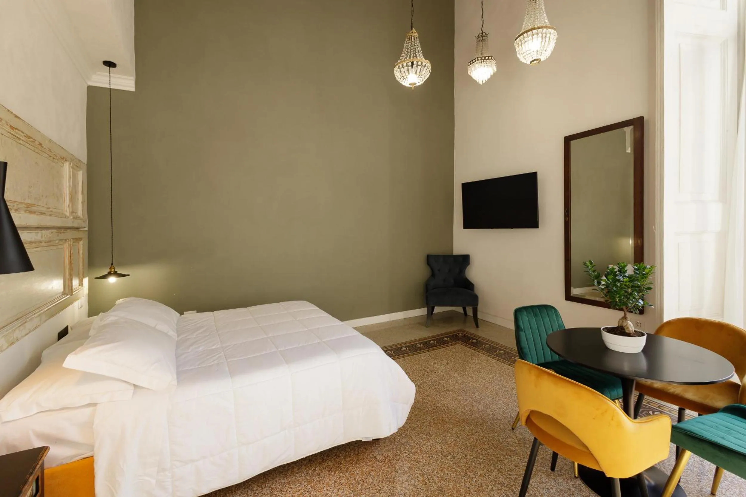 Bedroom, Bed in Palà Suites