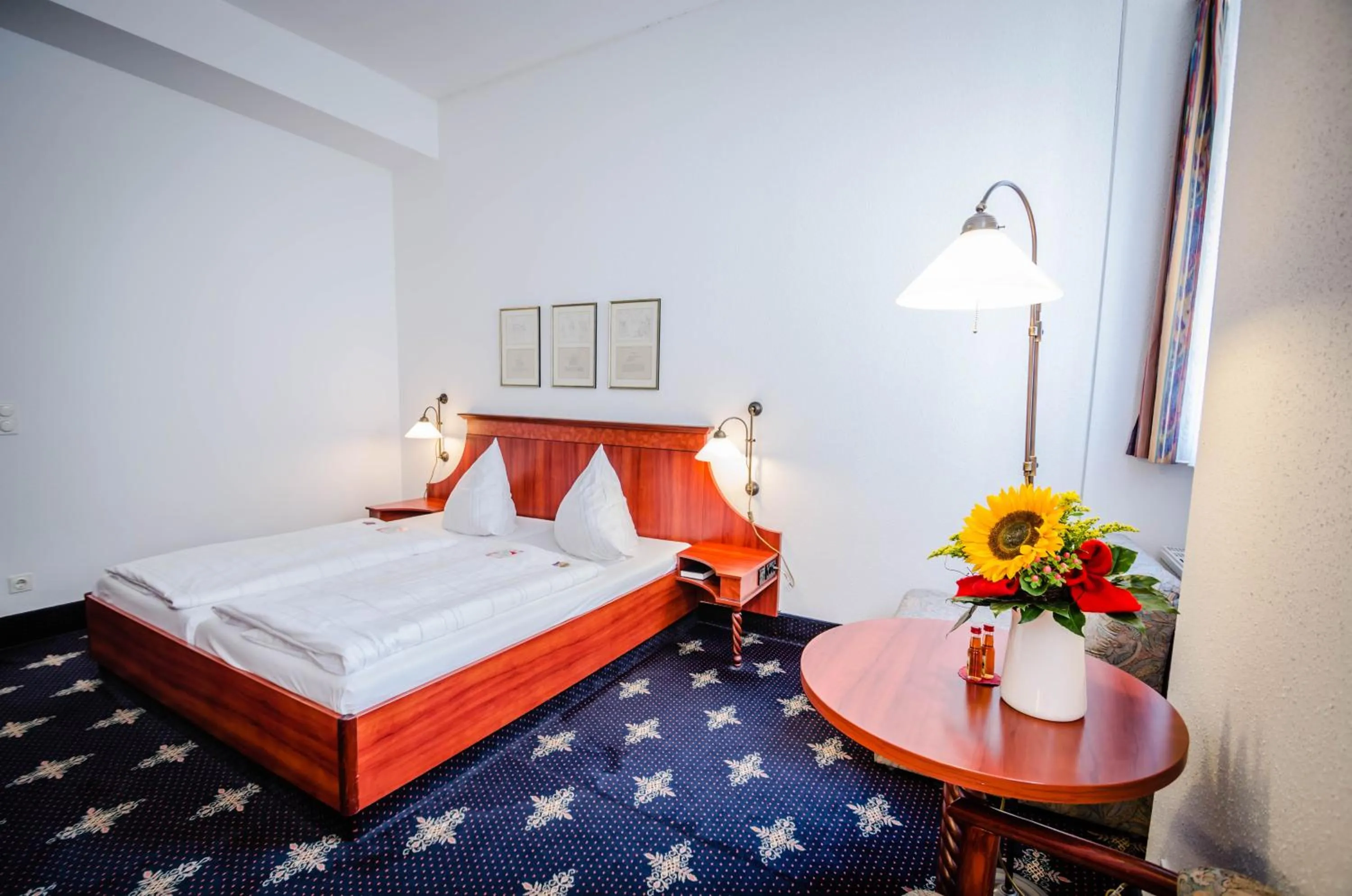 Bedroom, Bed in Hotel Wilder Mann Annaberg-Buchholz