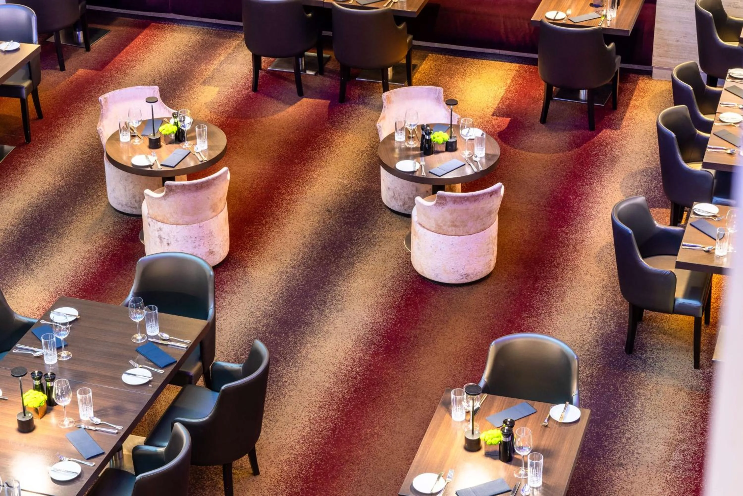 Restaurant/places to eat in Hilton Berlin