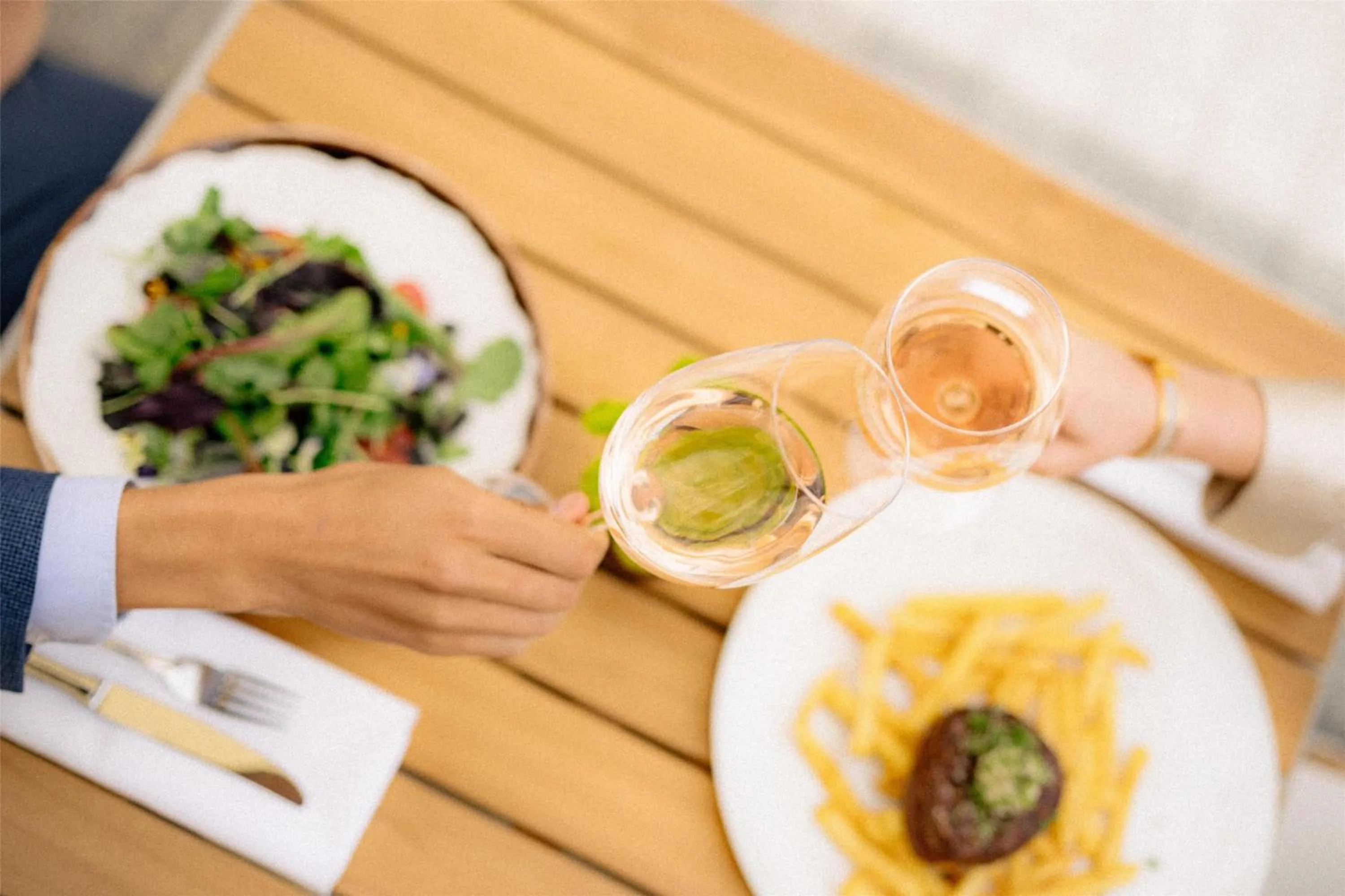 Restaurant/places to eat in Hilton Berlin