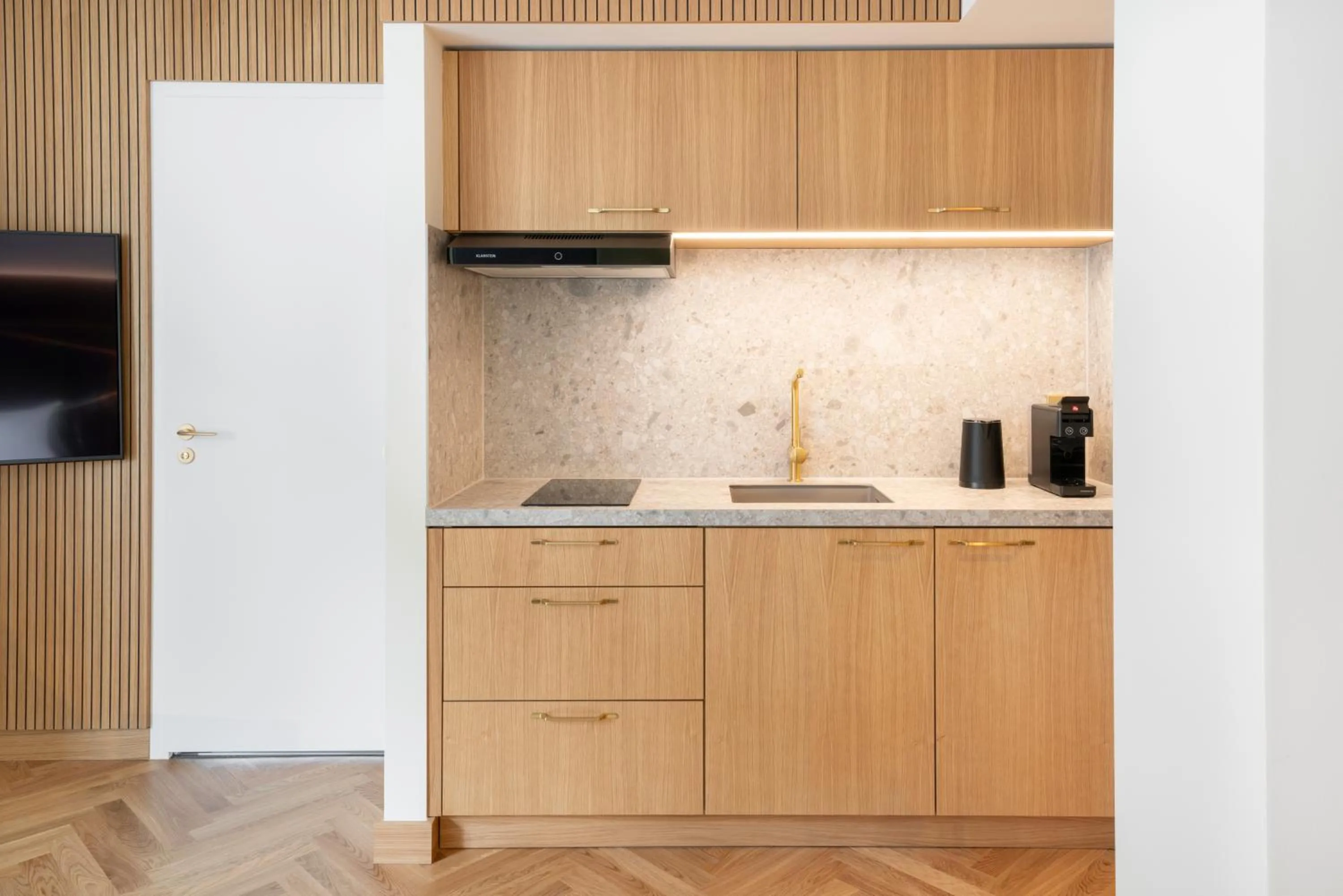 Coffee/tea facilities in Hilton Berlin